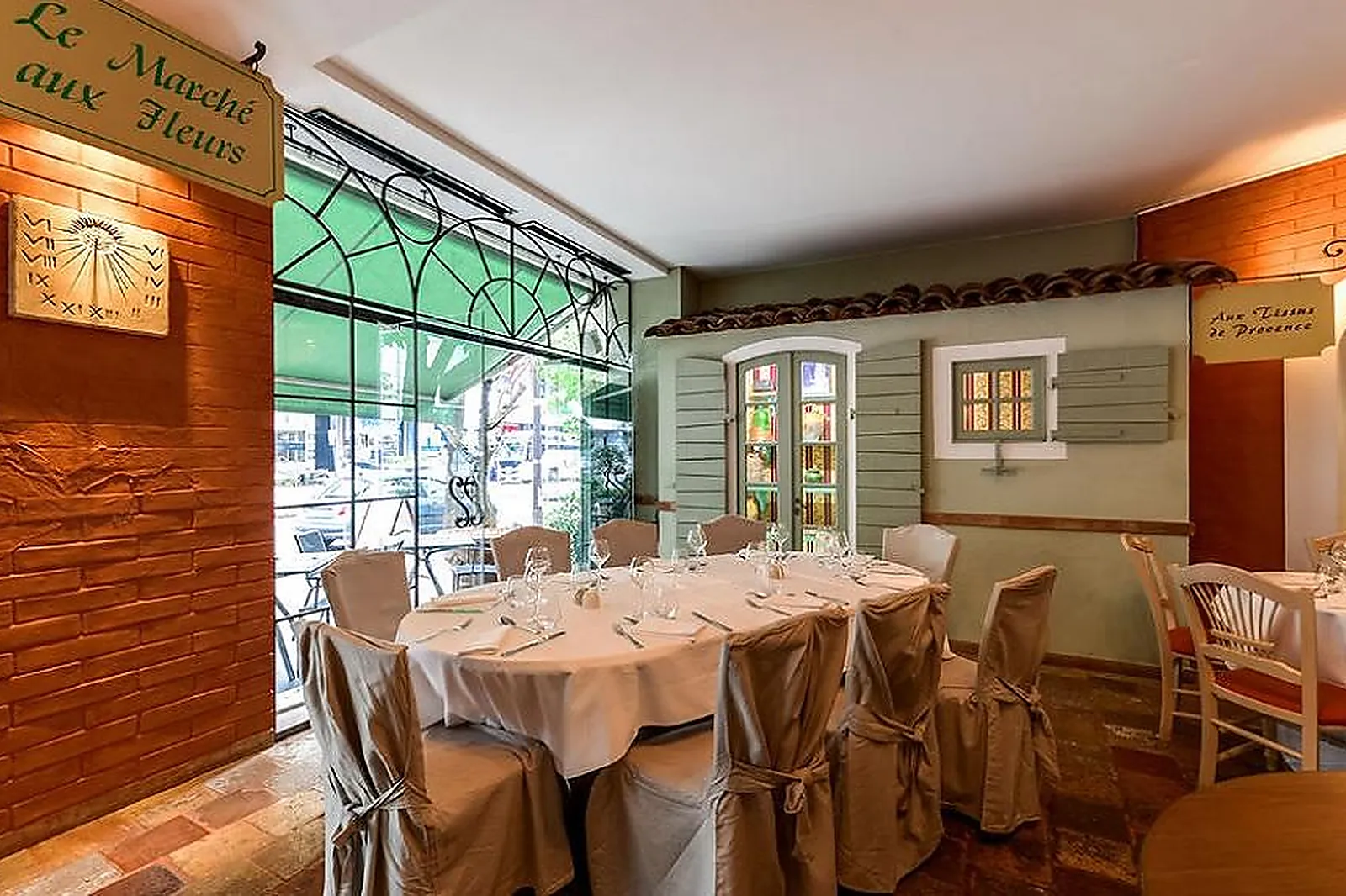 Lieux événementiels, LE SUD RESTAURANT