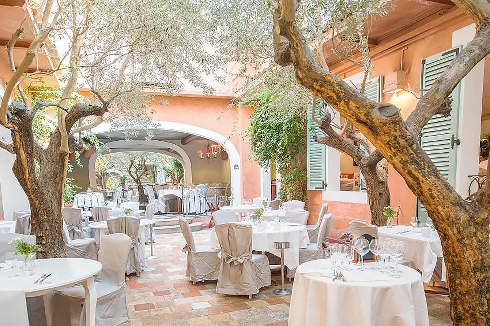 Lieux événementiels, LE SUD RESTAURANT