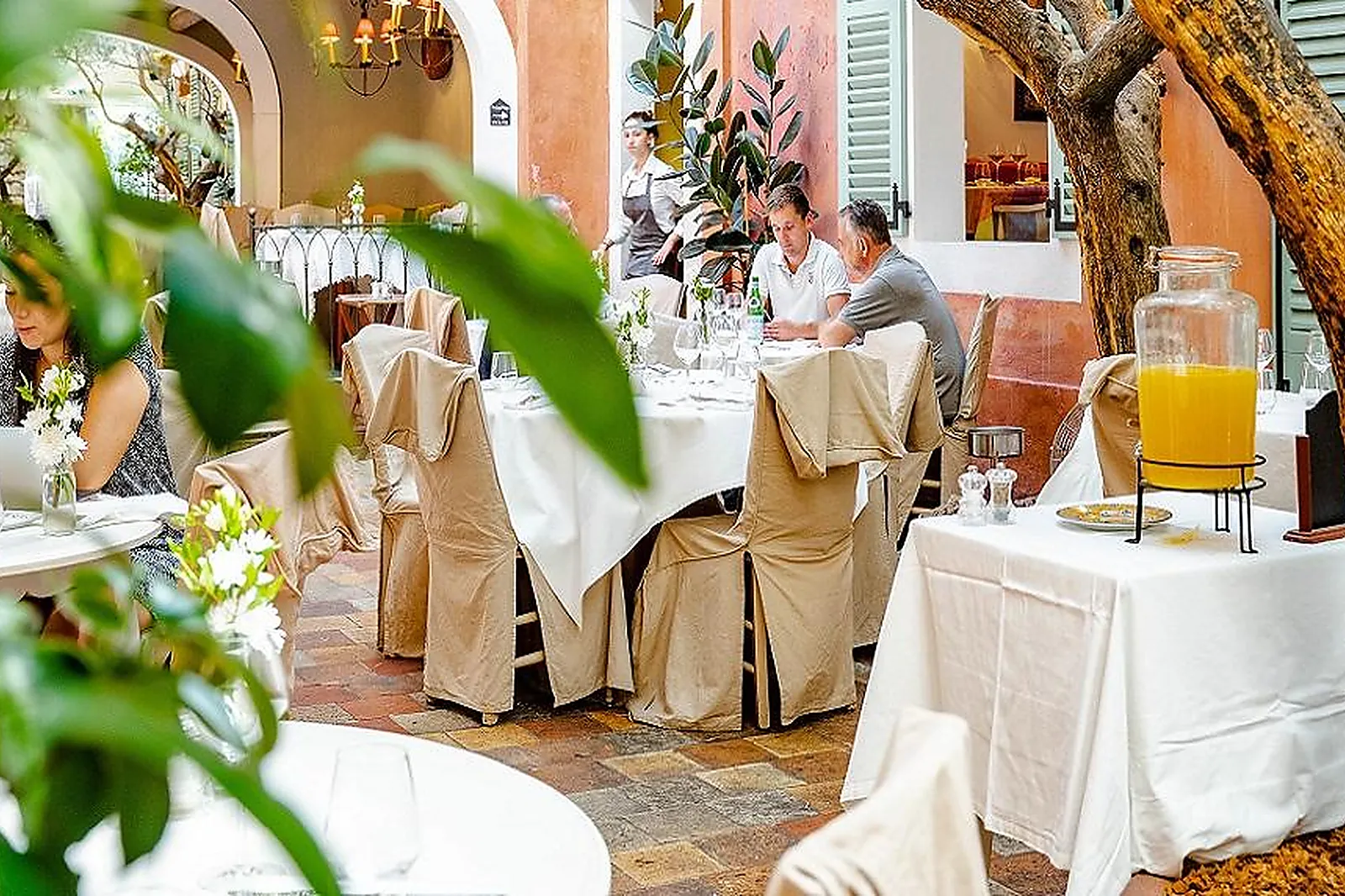 Lieux événementiels, LE SUD RESTAURANT