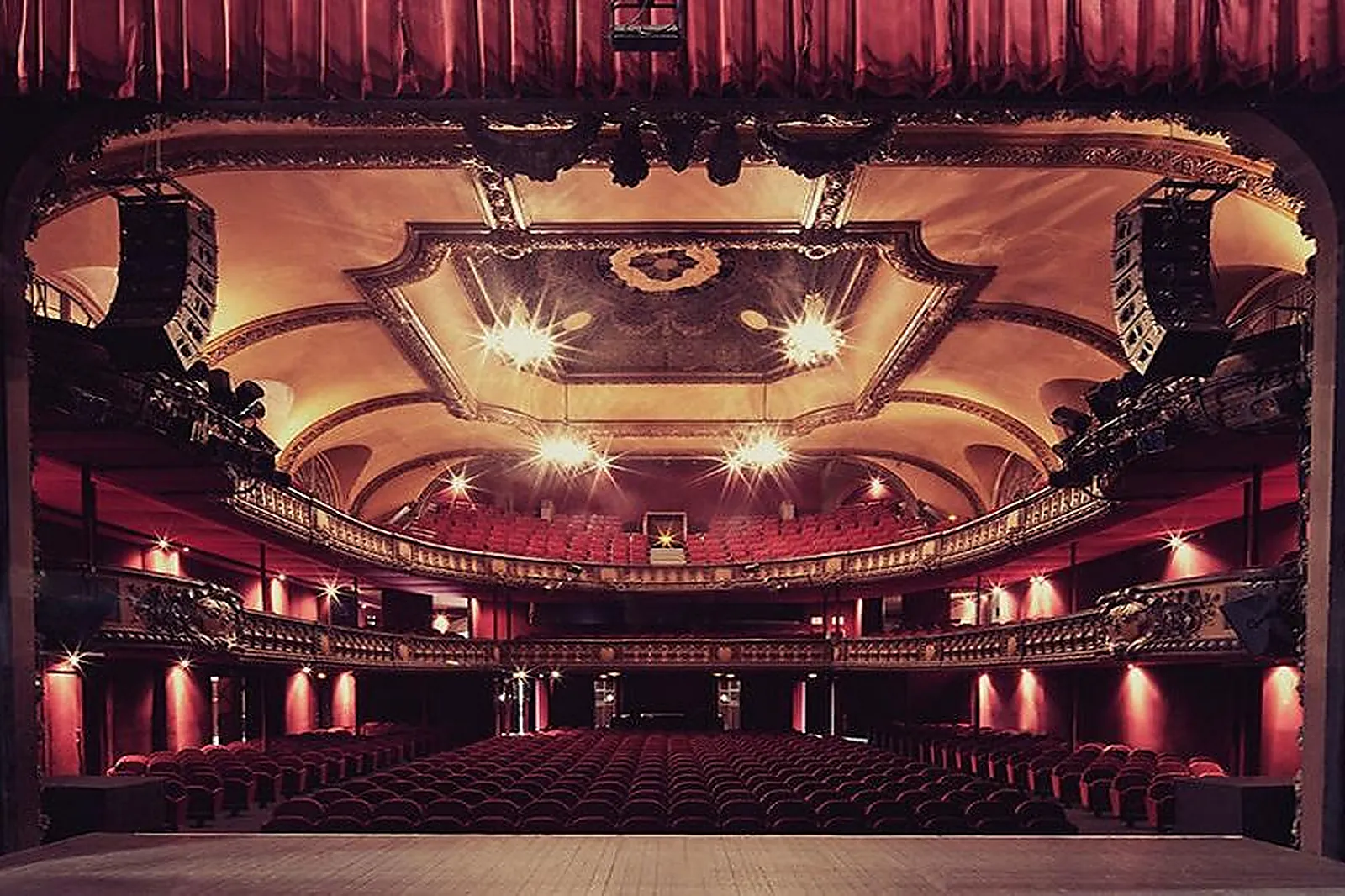 Théâtre, LE TRIANON - L'ELYSÉE MONTMARTRE