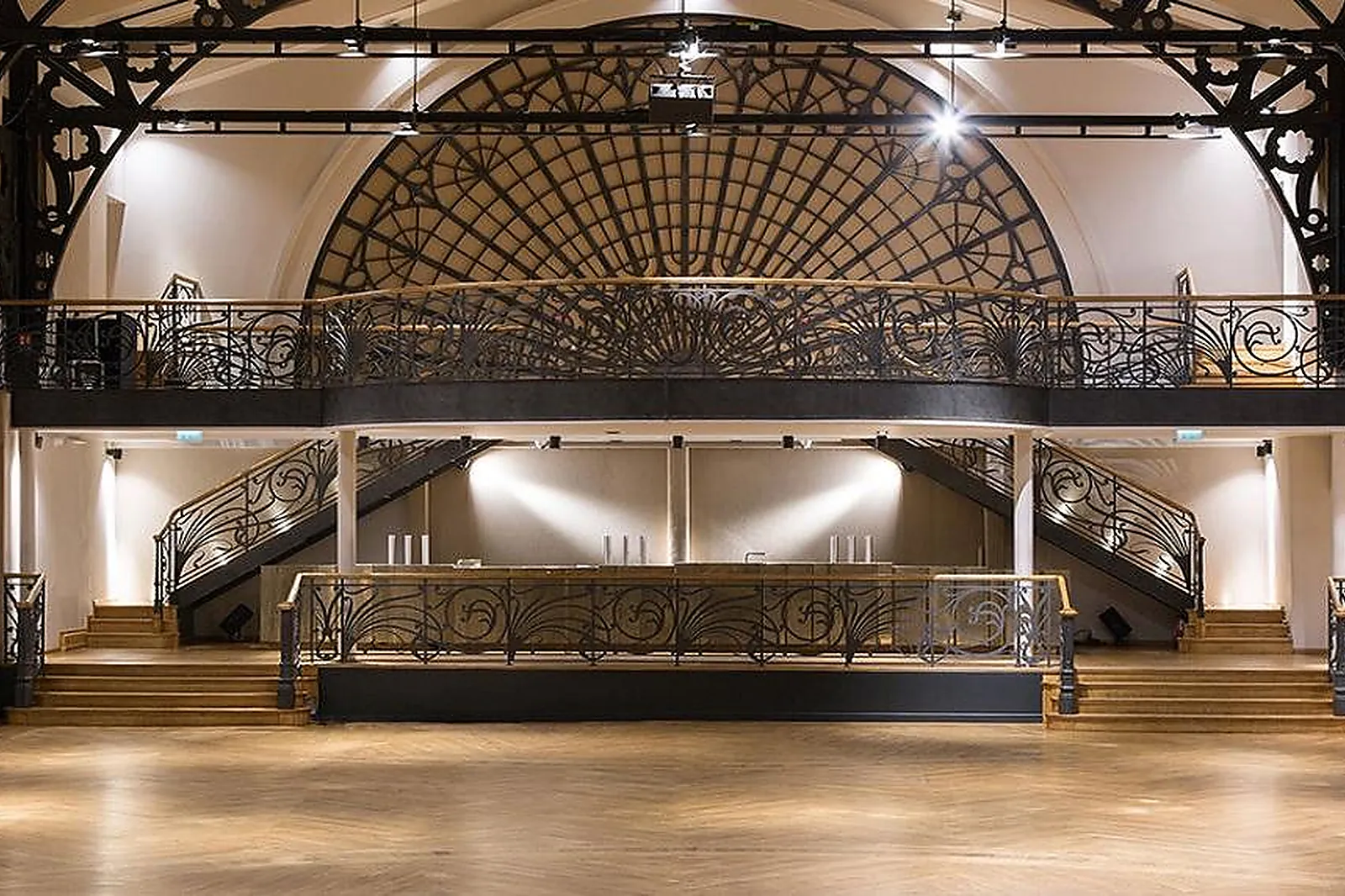 Théâtre, LE TRIANON - L'ELYSÉE MONTMARTRE