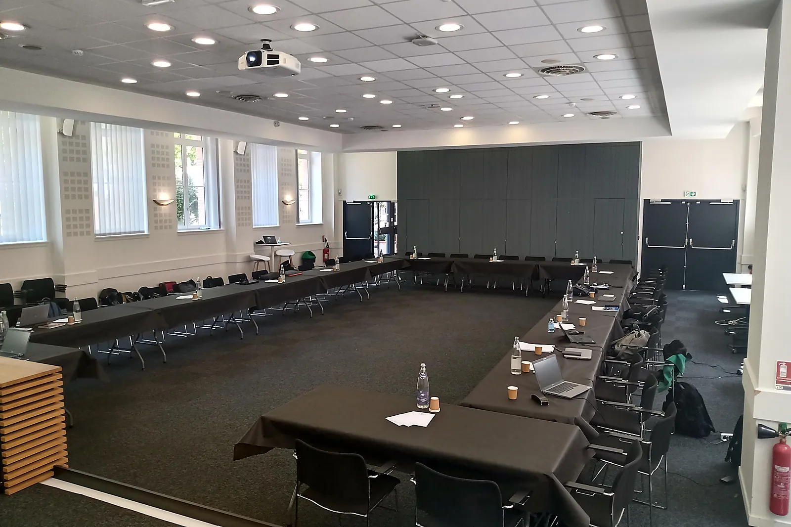 Lieux événementiels, LE VILLAGE - ESPACES ÉVÉNEMENTIELS