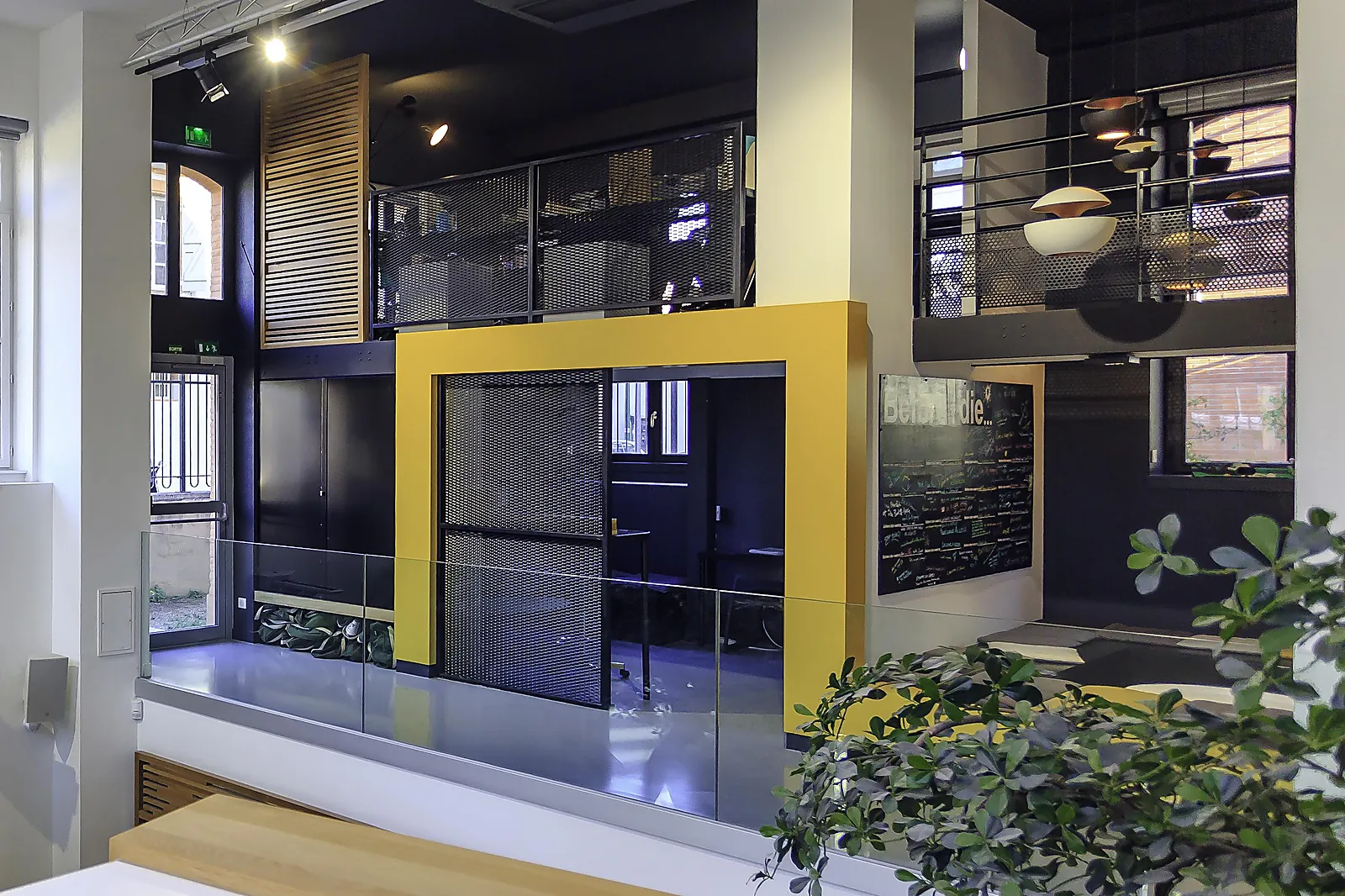 Lieux événementiels, LE VILLAGE - ESPACES ÉVÉNEMENTIELS