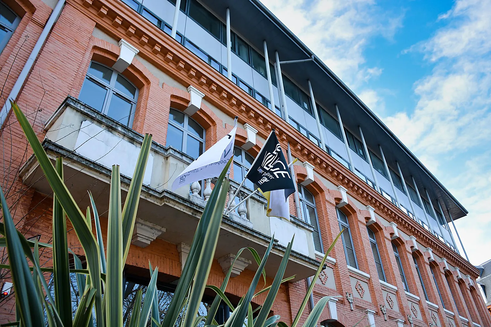 Lieux événementiels, LE VILLAGE - ESPACES ÉVÉNEMENTIELS