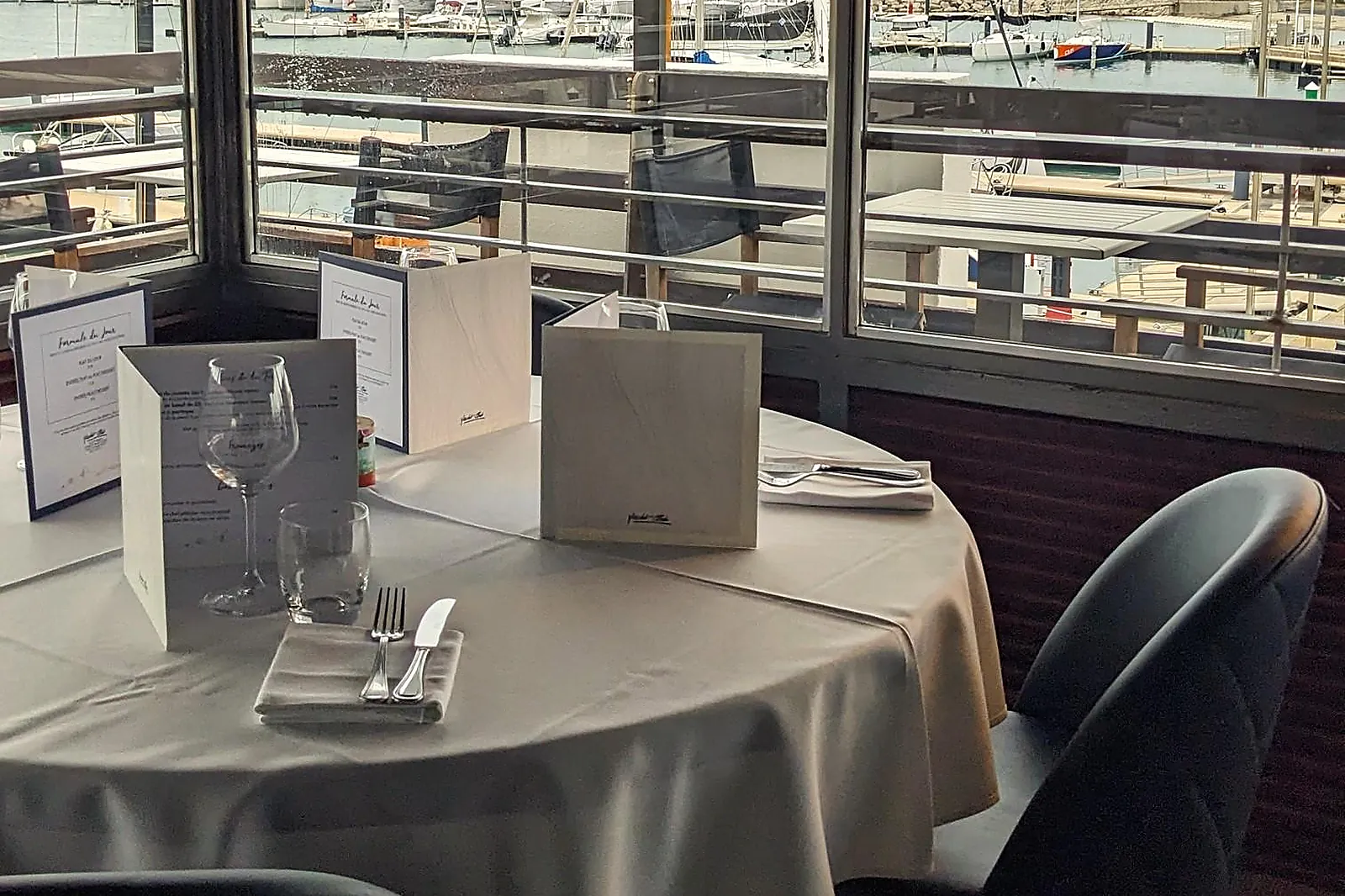 Lieux événementiels, LE YACHT CLUB