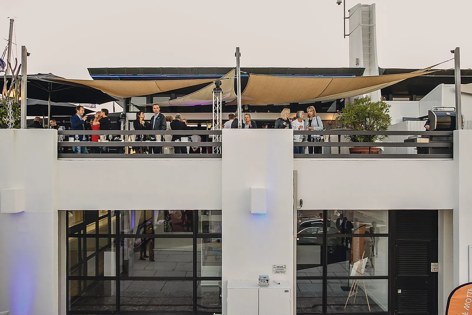 Lieux événementiels, LE YACHT CLUB