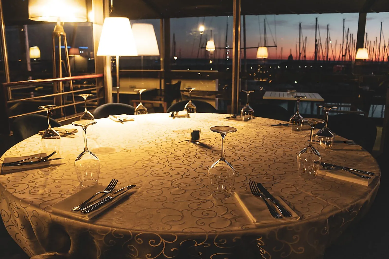 Lieux événementiels, LE YACHT CLUB