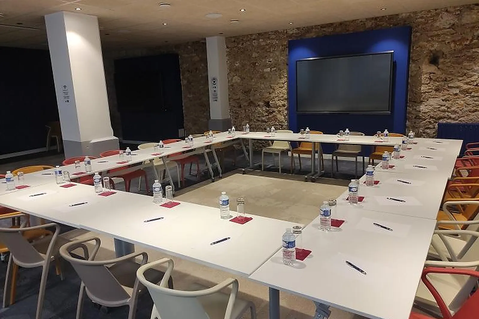 Lieux événementiels, LES ATELIERS 128