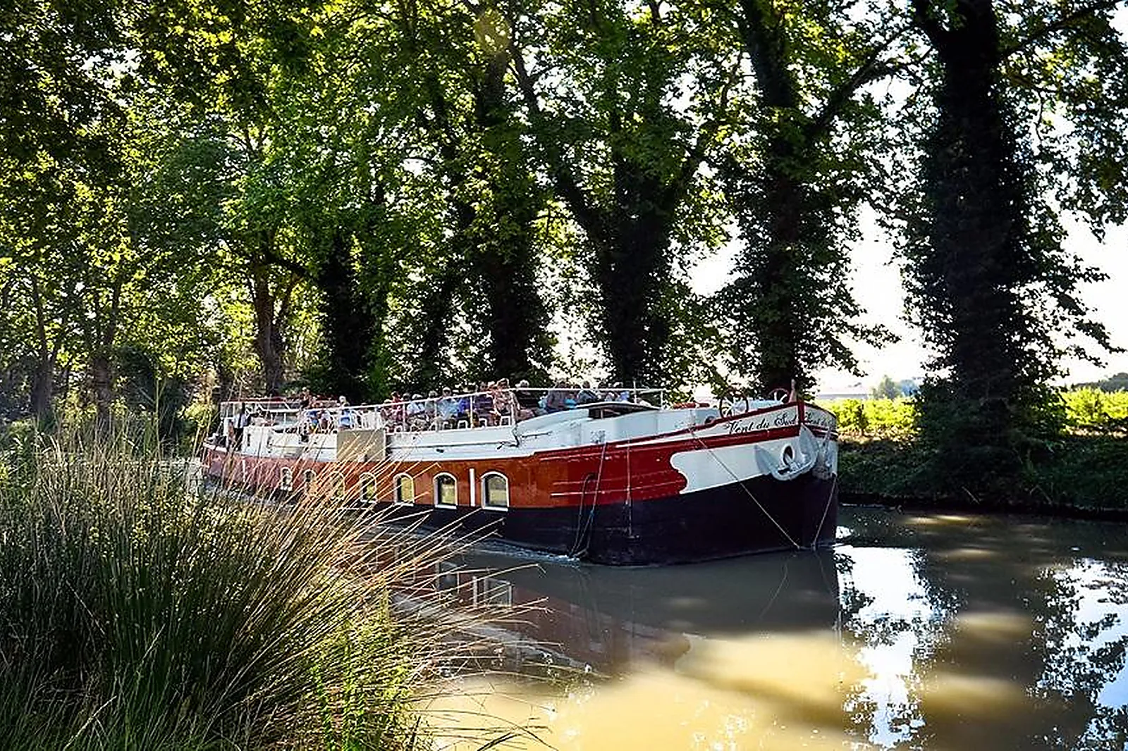 Lieux événementiels, LES BATEAUX DU MIDI