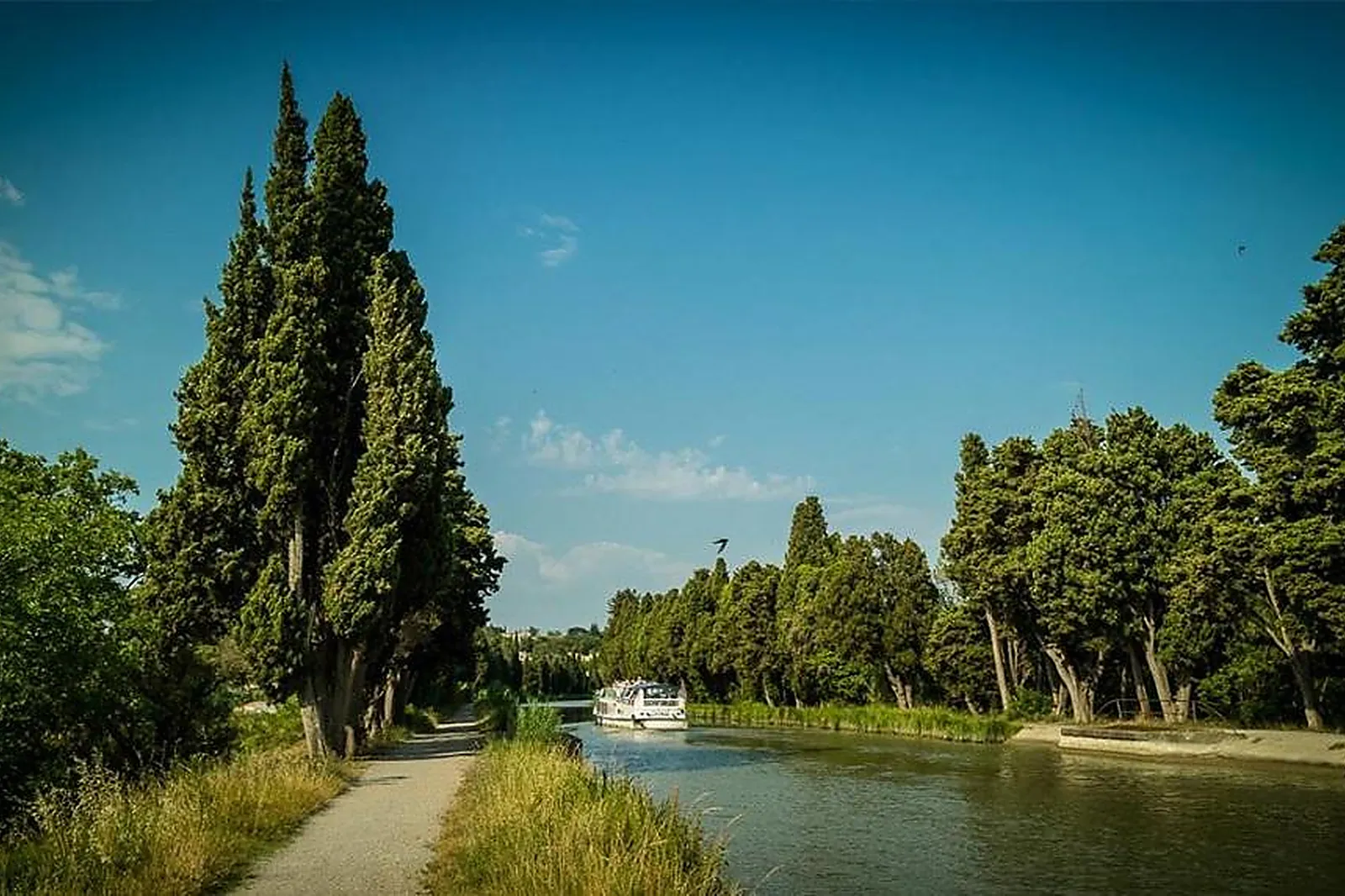 Lieux événementiels, LES BATEAUX DU MIDI