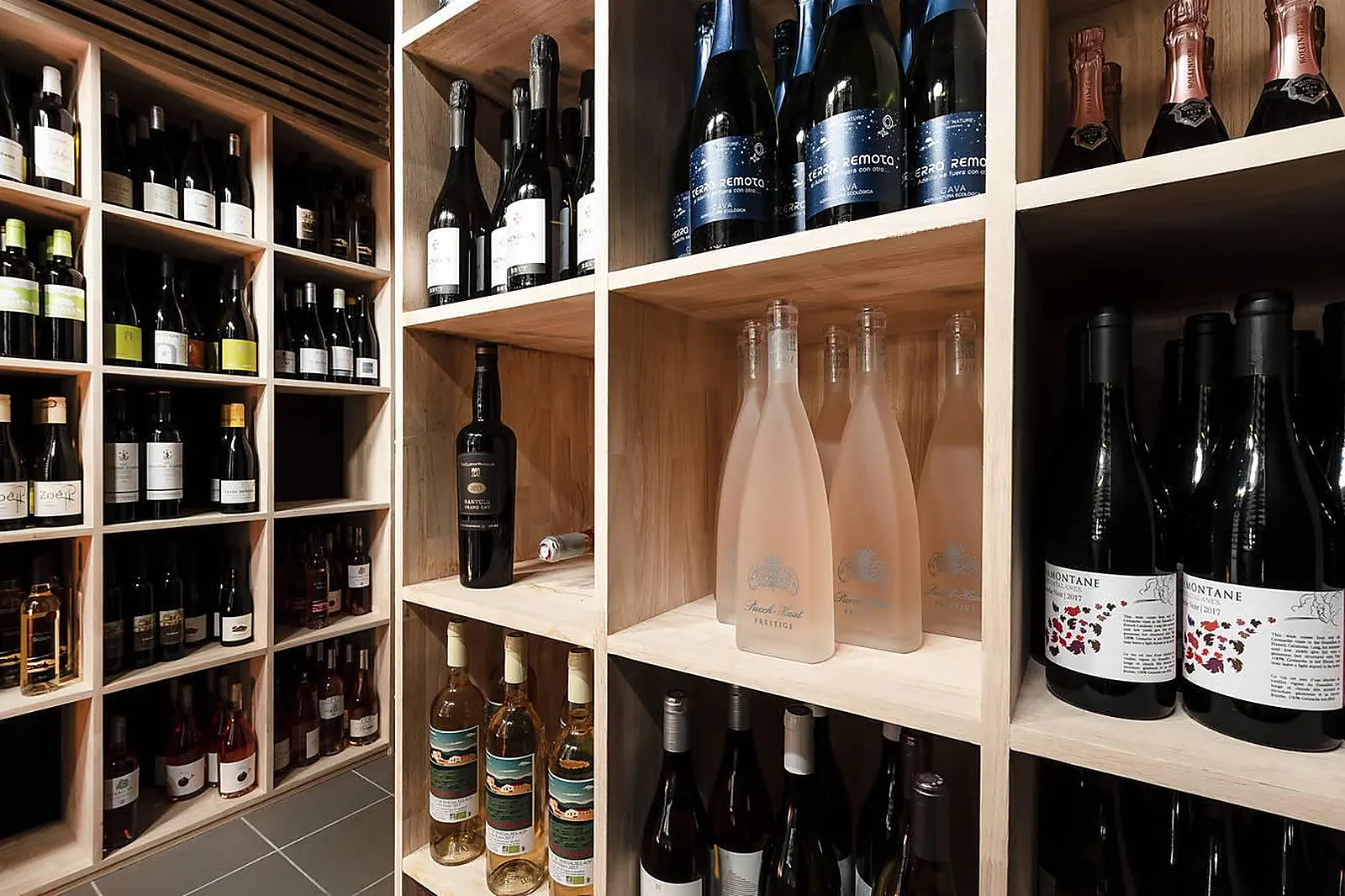 Lieux événementiels, LES ELMES - HÔTEL & SPA