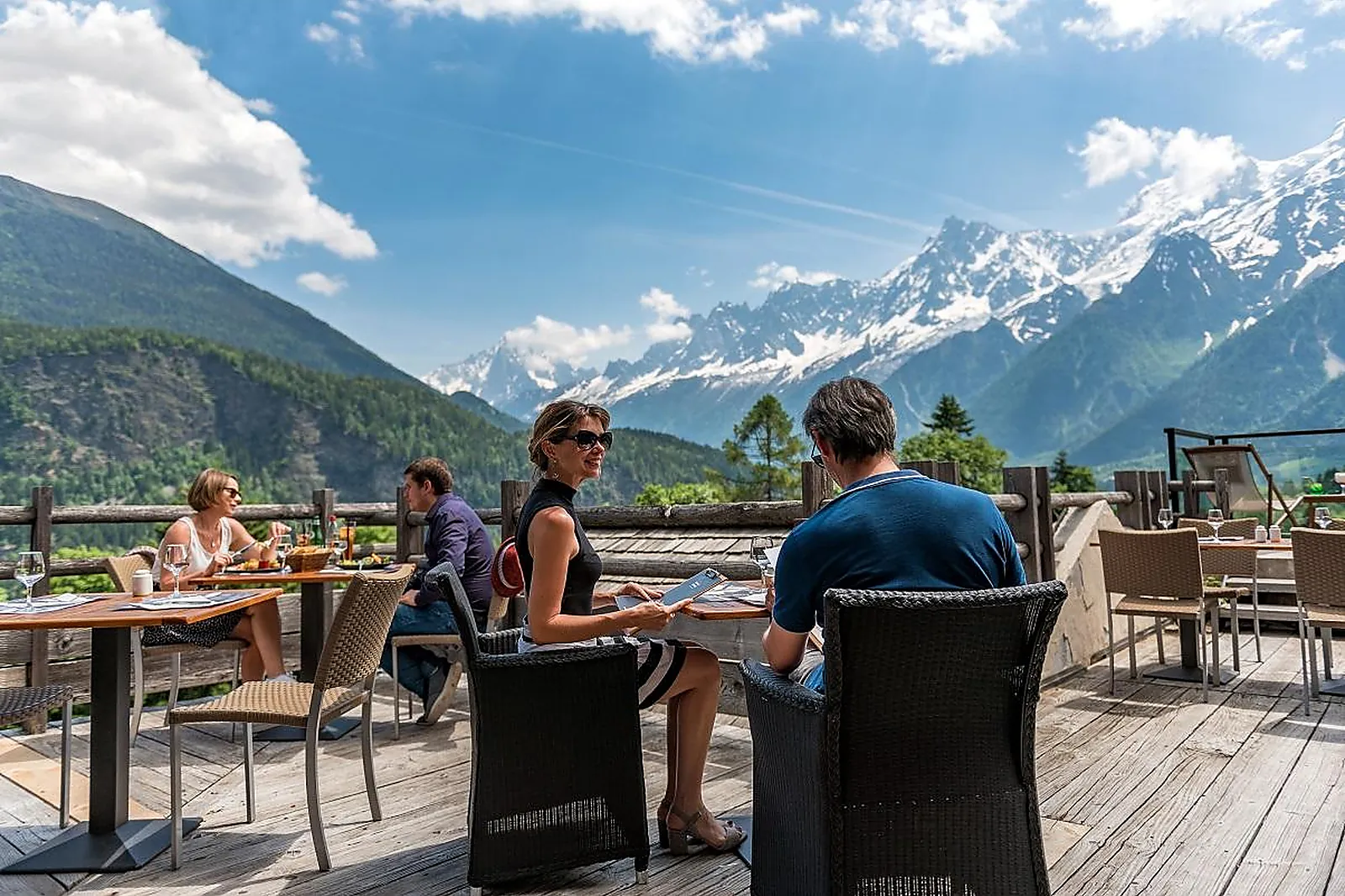 Lieux événementiels, LES GRANGES D’EN HAUT BY DEEP NATURE RESORTS