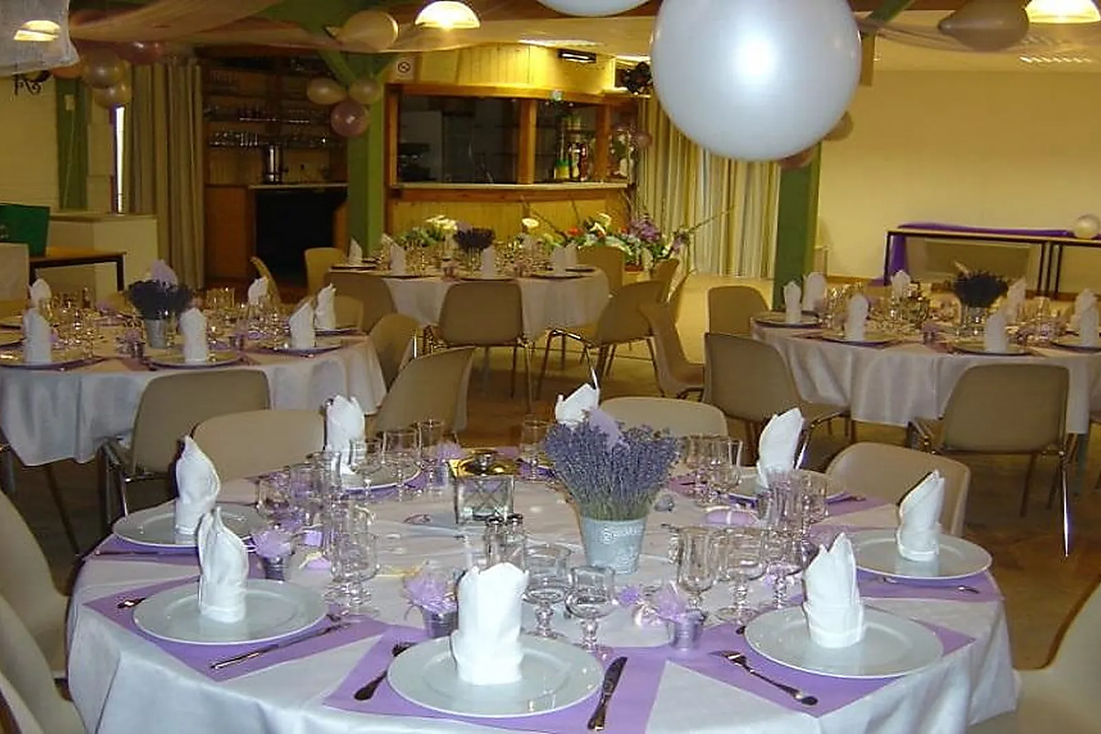 Lieux événementiels, LES HAMEAUX DE MIEL