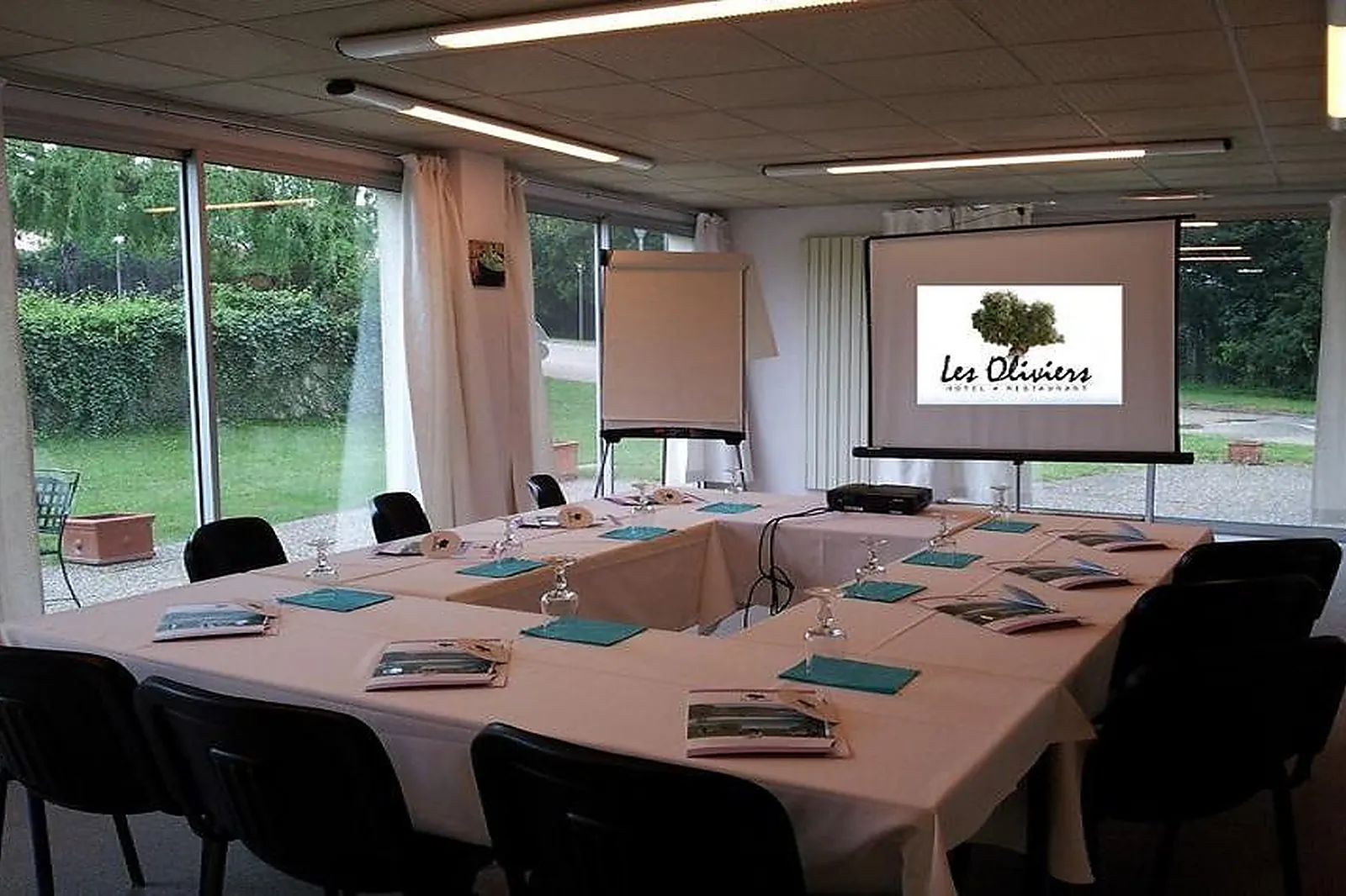 Lieux événementiels, LES OLIVIERS