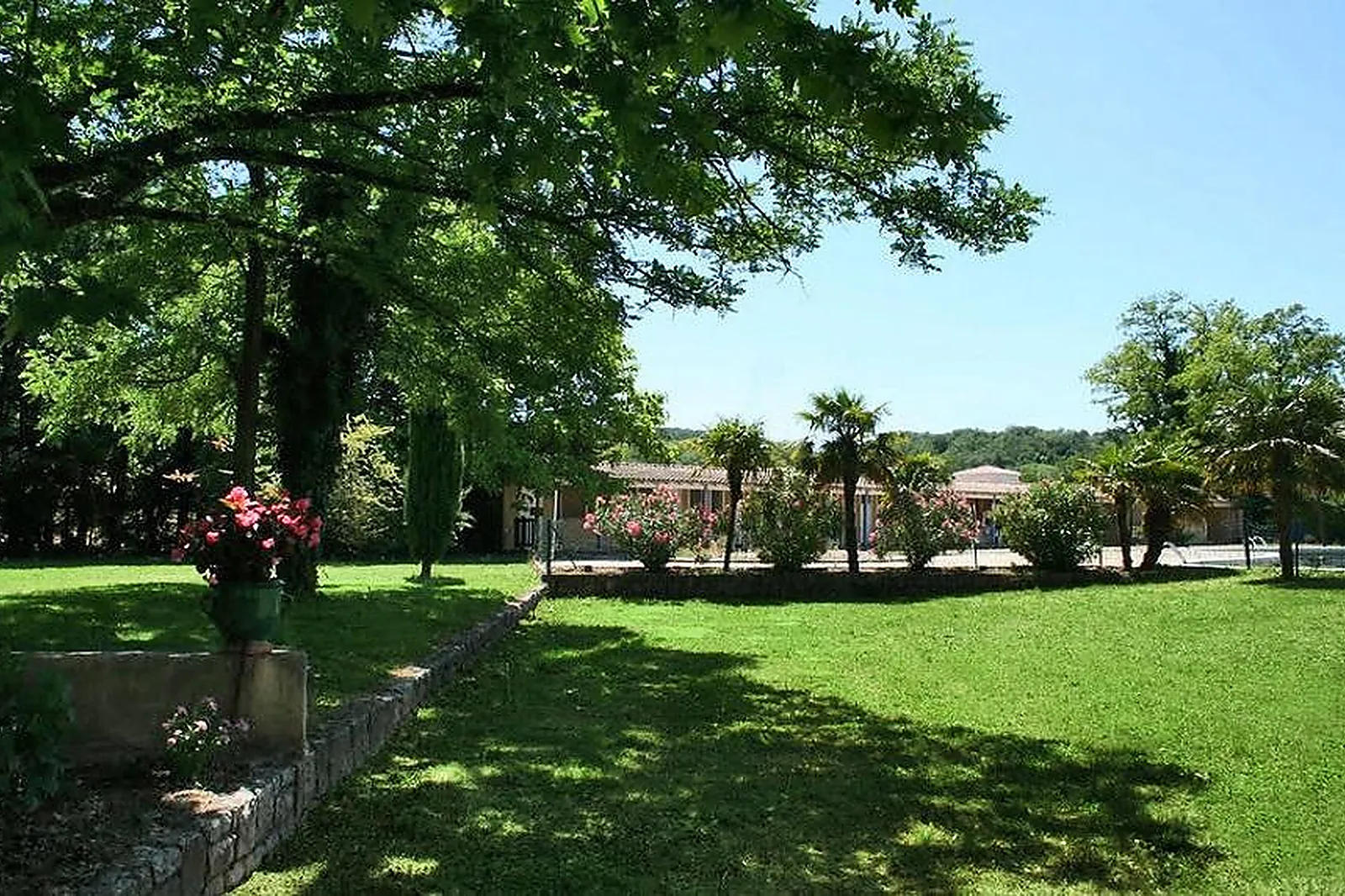 Lieux événementiels, LES OLIVIERS