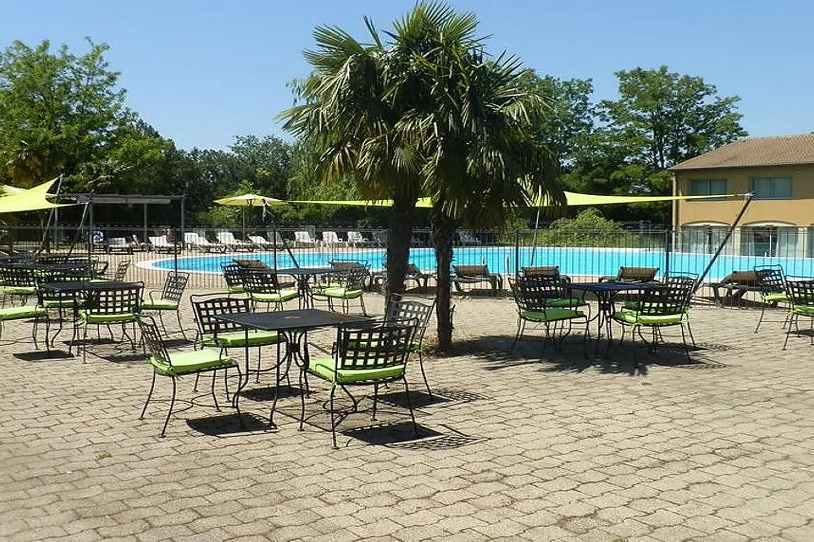 Lieux événementiels, LES OLIVIERS