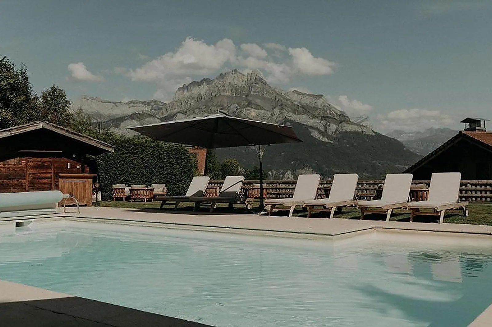 Lieux événementiels, LES ROCHES FLEURIES - MONT-BLANC