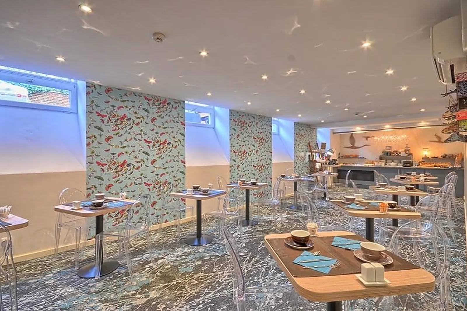 Salle de réunion, LES SALONS DE L'URBAN