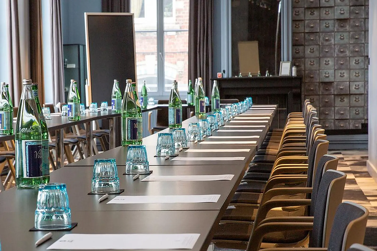 Salle de réunion, LES SALONS DE L'URBAN