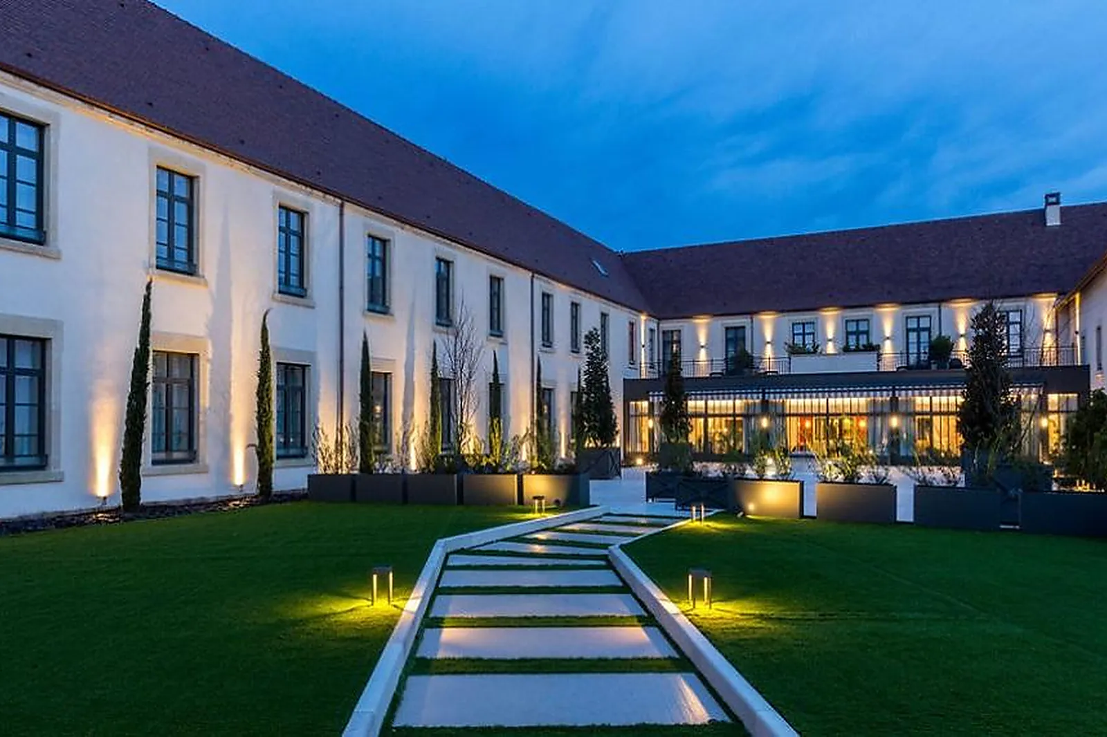 Lieux événementiels, LES SEPT FONTAINES