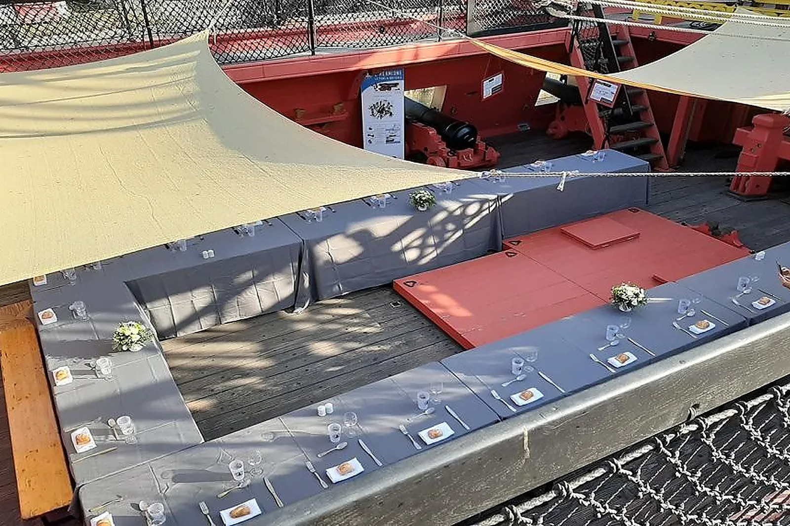 Lieux événementiels, LES ATELIERS DE L'HERMIONE À ROCHEFORT