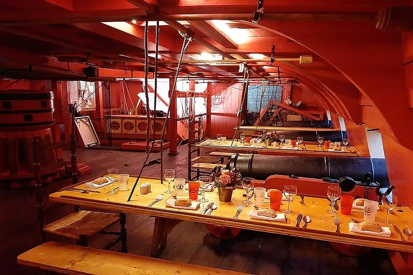 Lieux événementiels, LES ATELIERS DE L'HERMIONE À ROCHEFORT