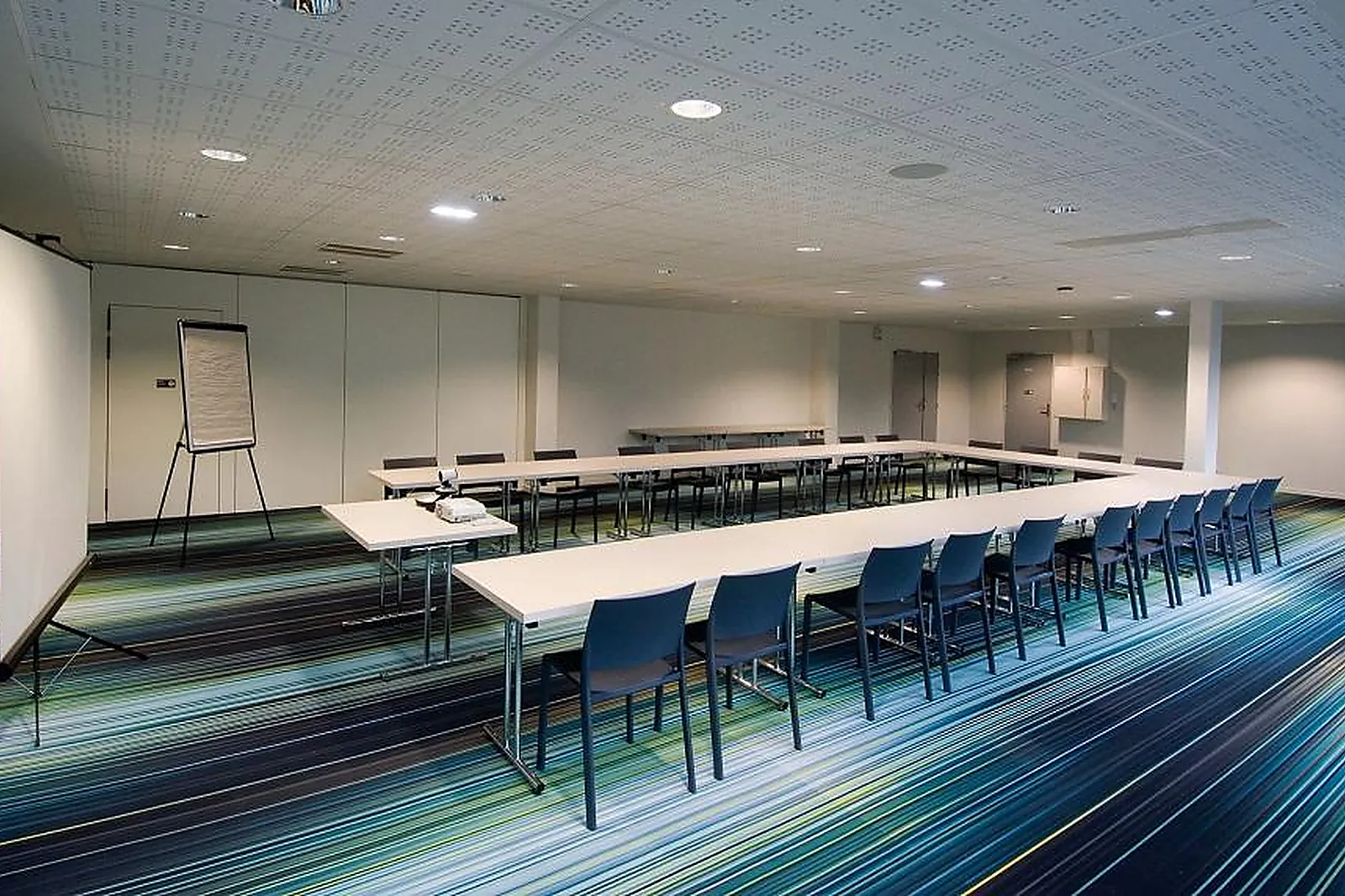 Lieux événementiels, LODGE IN MIS PARIS