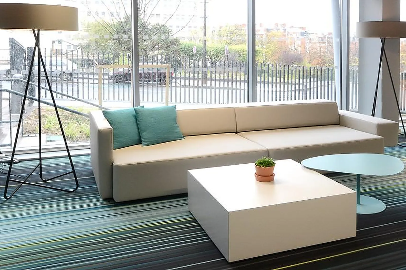 Lieux événementiels, LODGE IN MIS PARIS