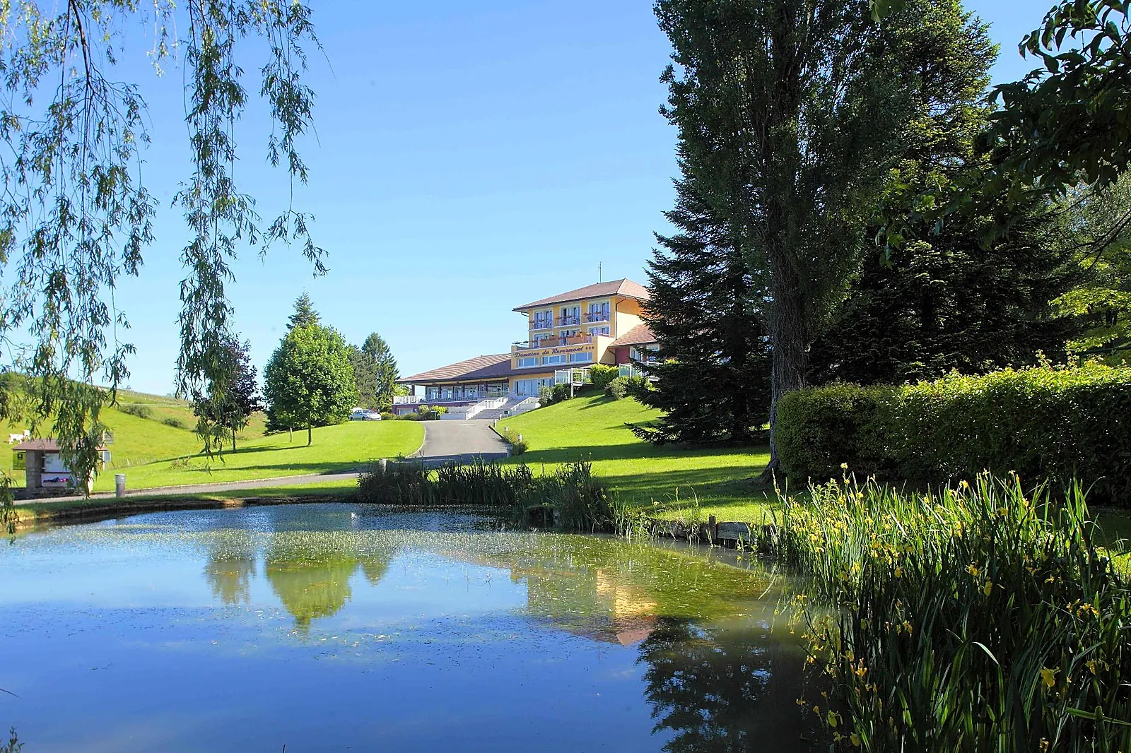 Hôtel, LOGIS DOMAINE DU REVERMONT
