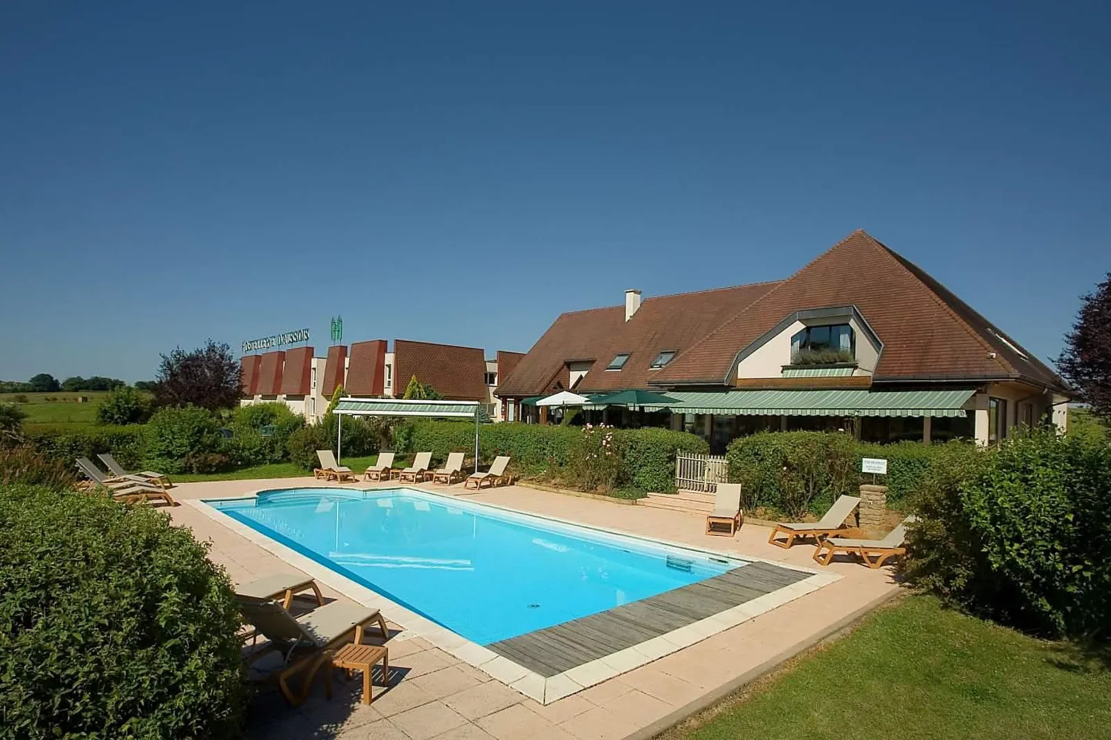 Hôtel, LOGIS HOSTELLERIE D'AUSSOIS