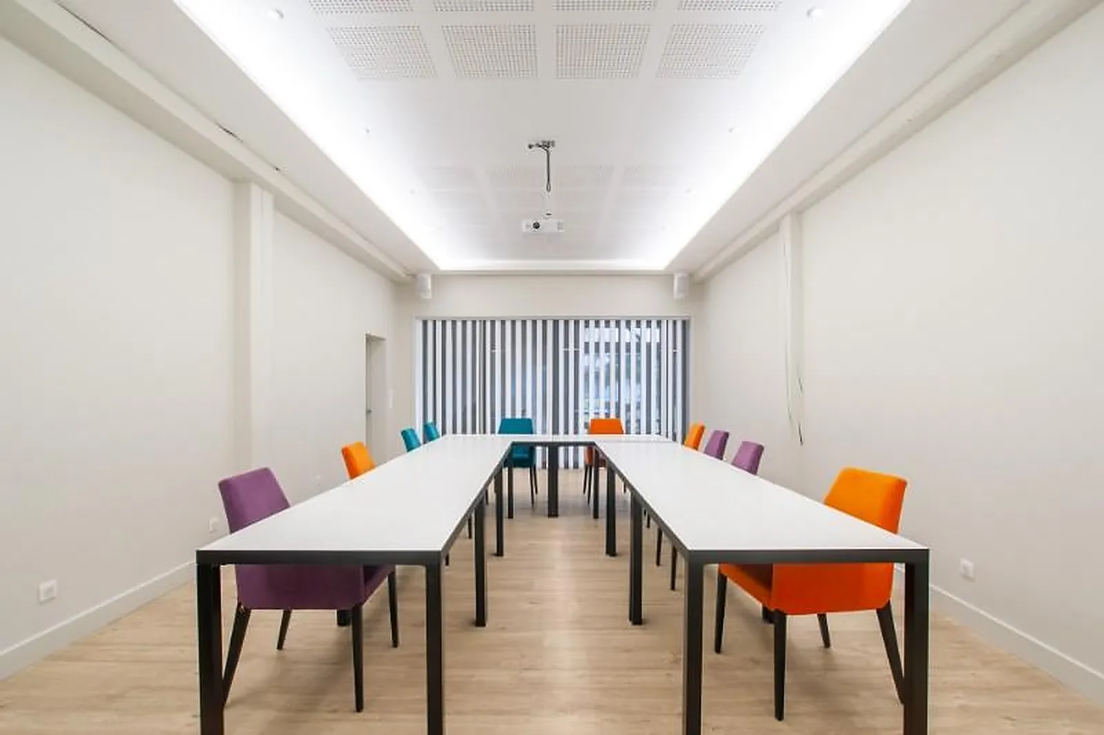 Hôtel, LOGIS HÔTEL LENSOTEL