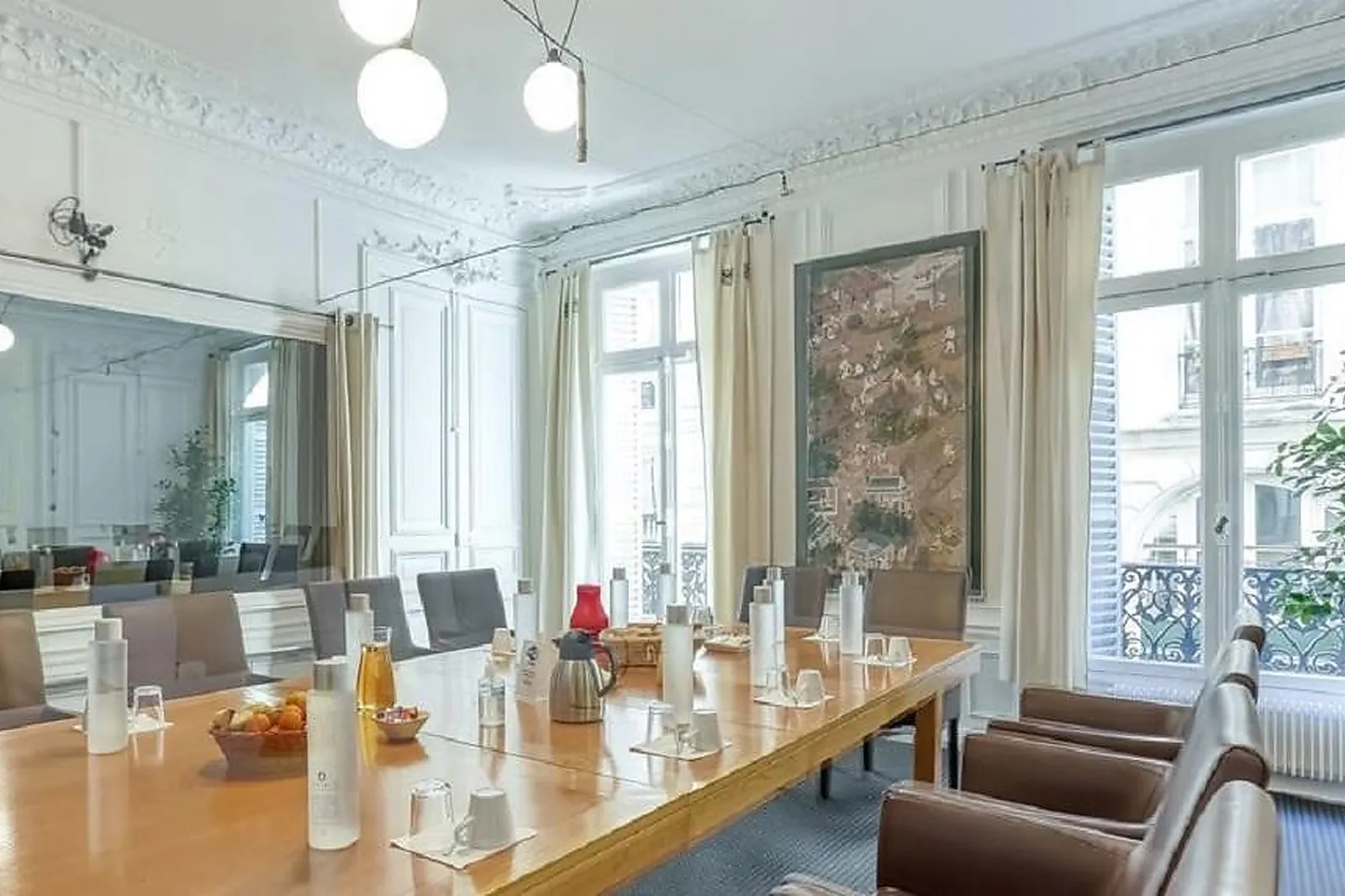 Lieux événementiels, LOUVRE FOCUS GROUP