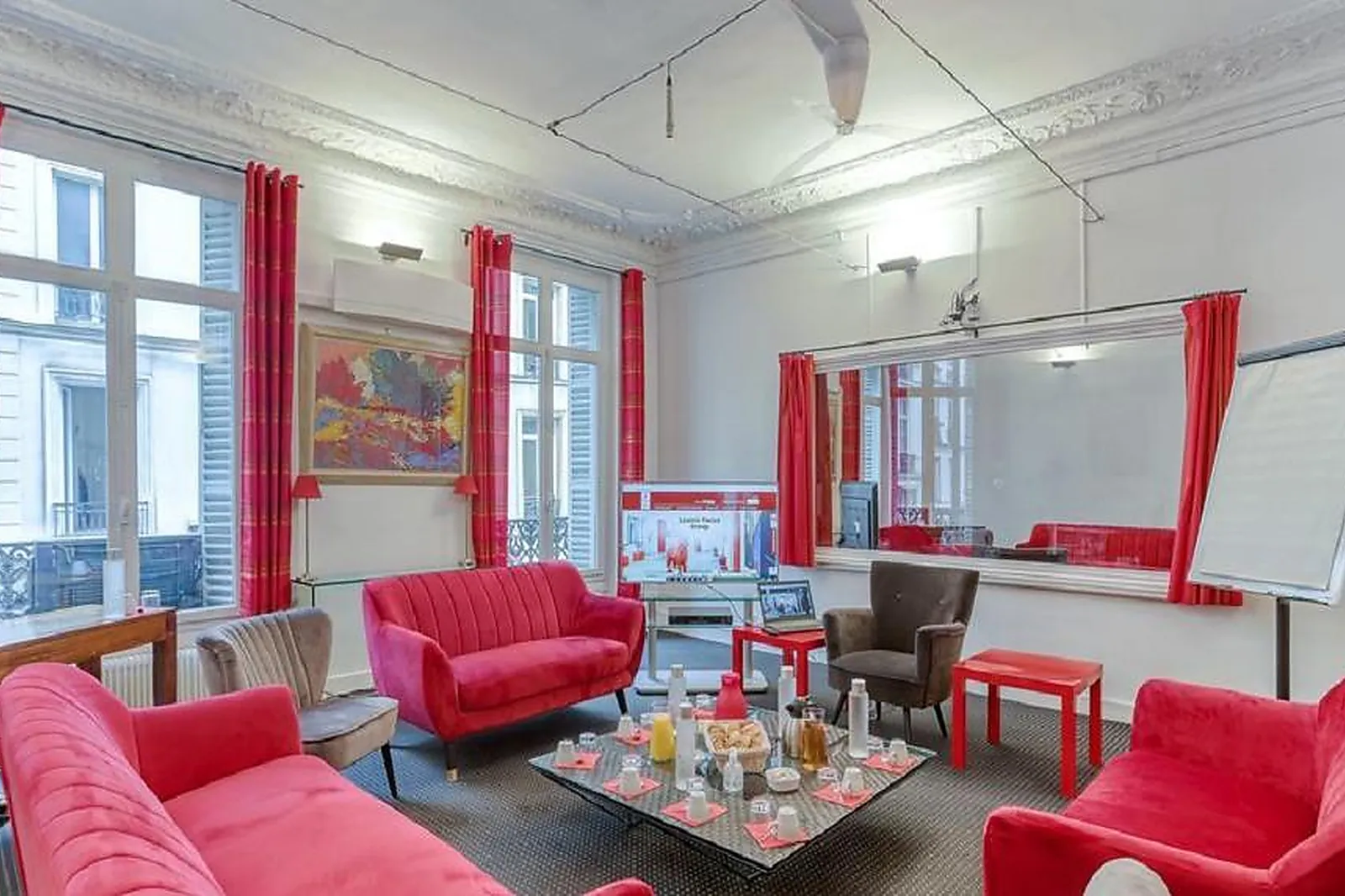 Lieux événementiels, LOUVRE FOCUS GROUP