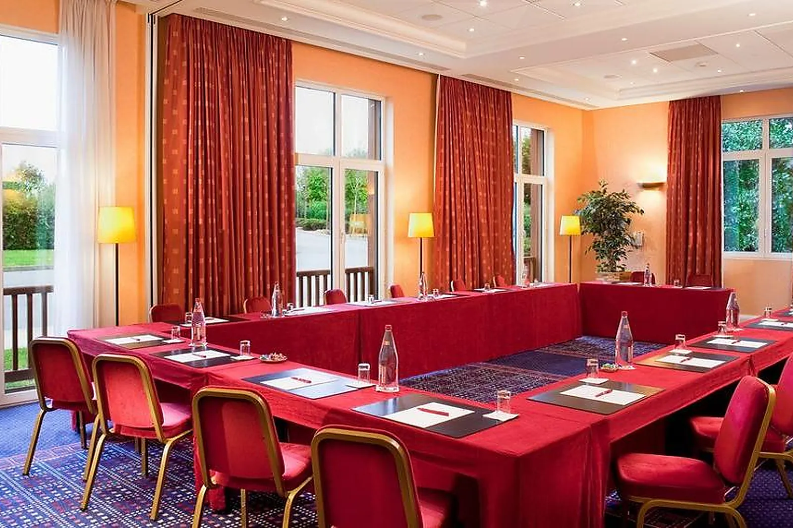 Lieux événementiels, MAGIC CIRCUS PARIS