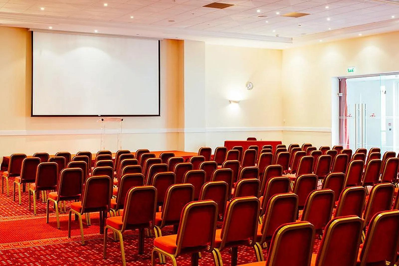 Lieux événementiels, MAGIC CIRCUS PARIS