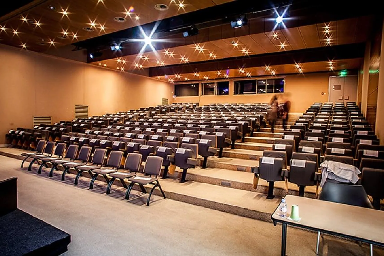 Lieux événementiels, MARSEILLE CHANOT : LE PALAIS DES CONGRÈS ET DES EXPOSITIONS DE MARSEILLE