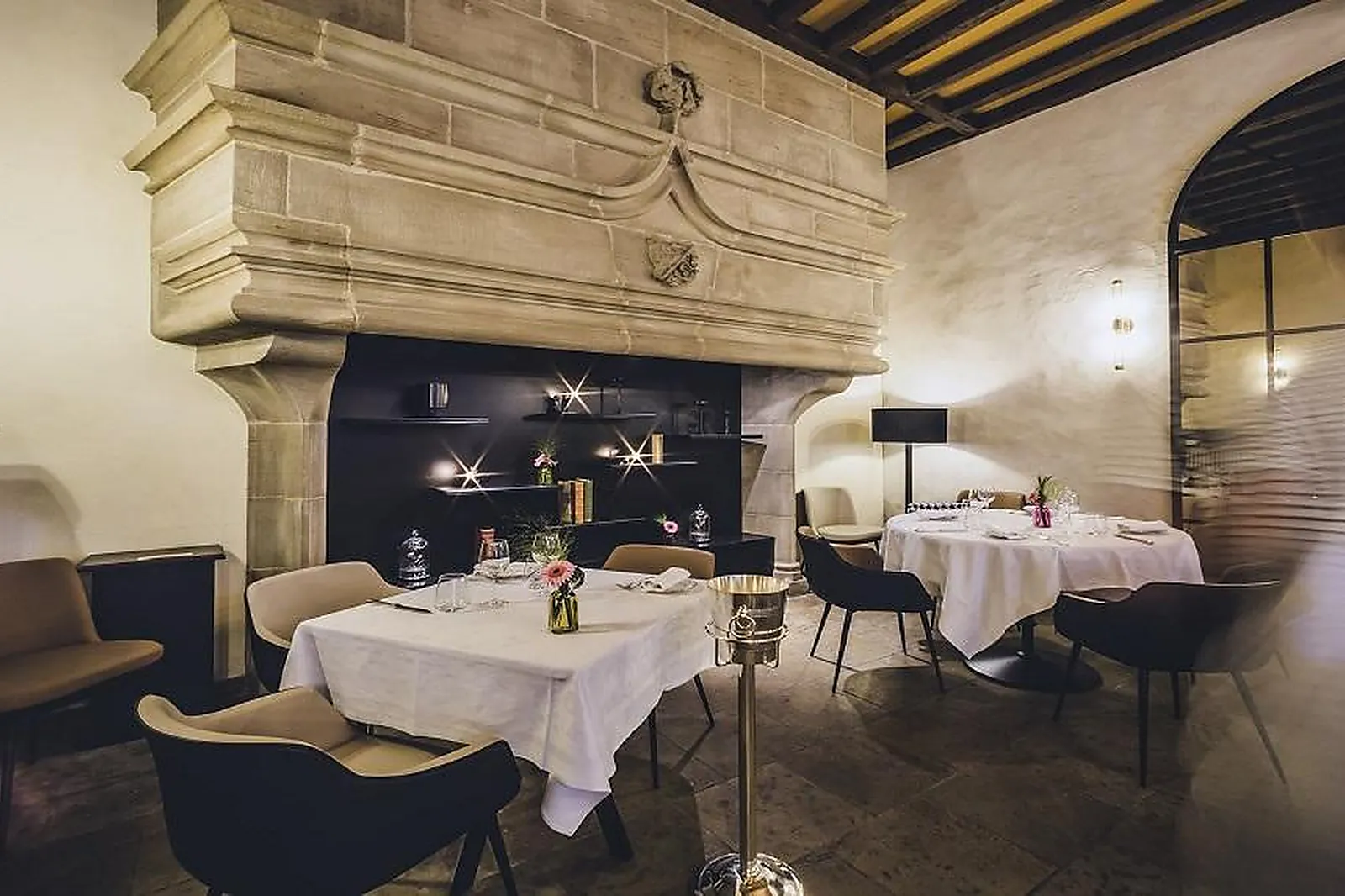 Lieux événementiels, MERCURE FIGEAC VIGUIER DU ROY