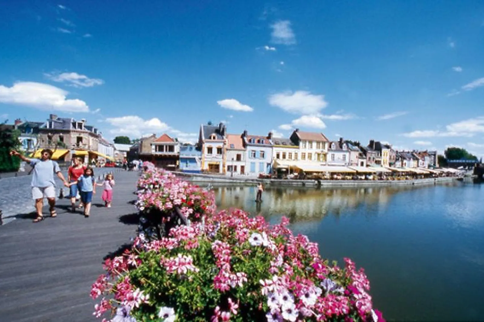 Lieux événementiels, MÉGACITÉ AMIENS