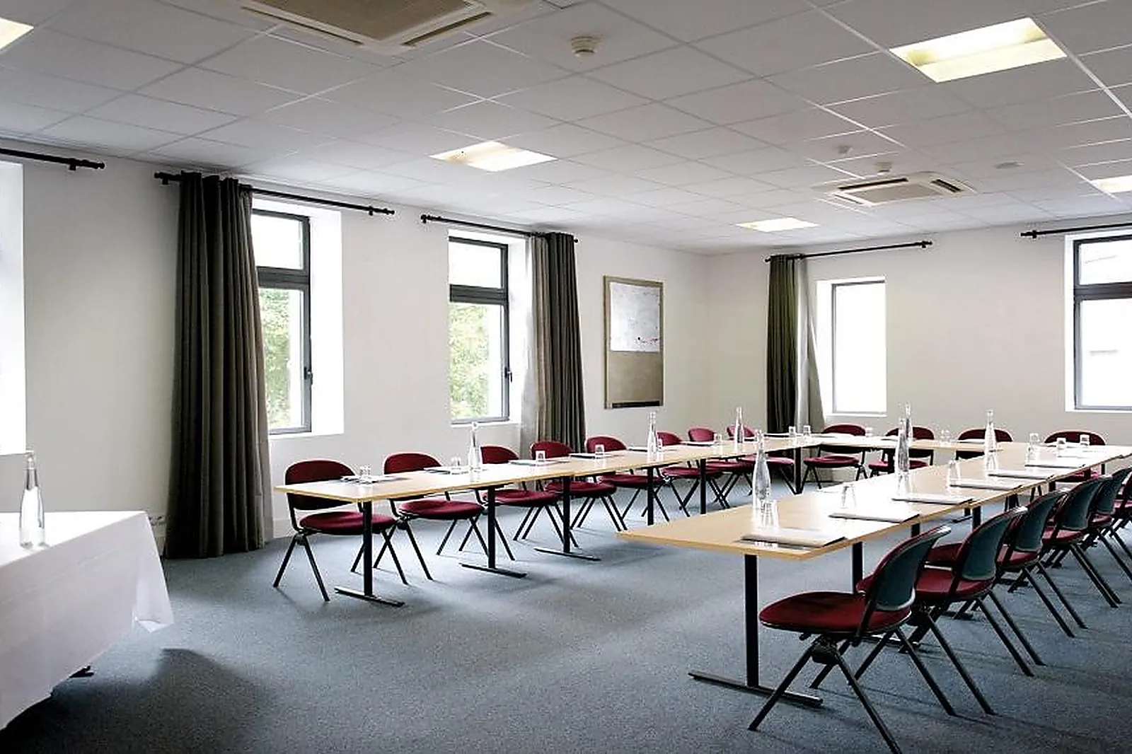 Lieux événementiels, NEW HOTEL OF MARSEILLE