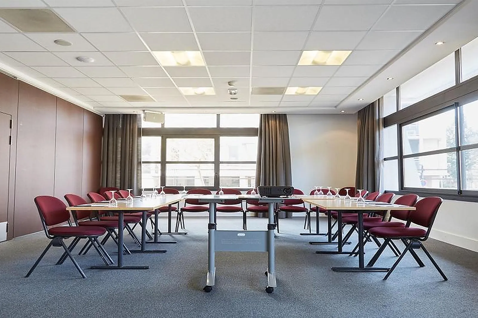 Lieux événementiels, NEW HOTEL OF MARSEILLE