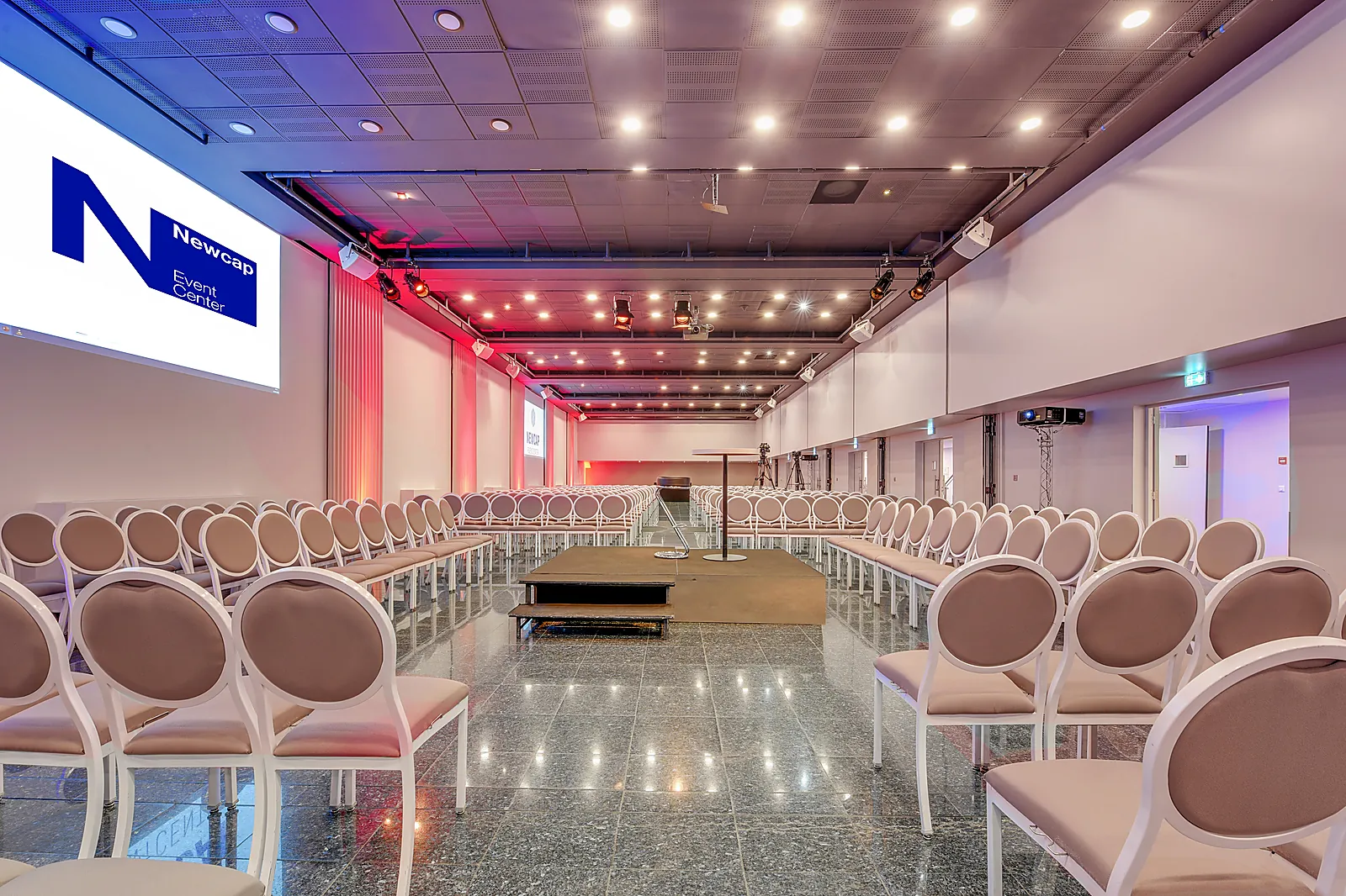 Lieux événementiels, NEWCAP EVENT CENTER