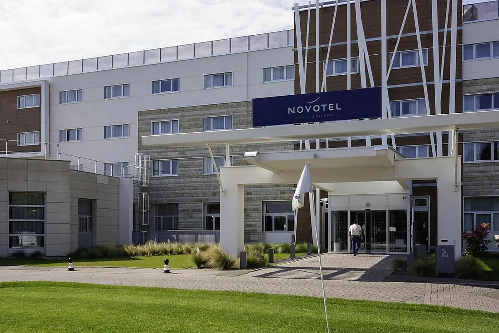 Hôtel, NOVOTEL SAINT-QUENTIN GOLF NATIONAL