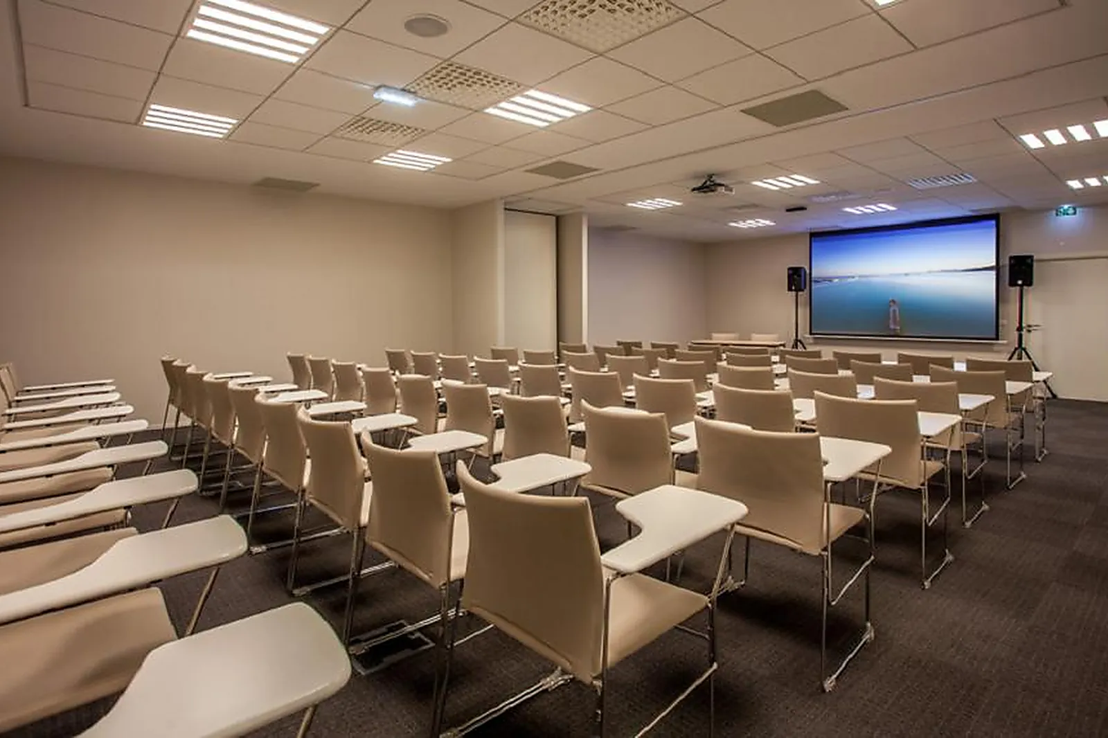Lieux événementiels, PALAIS DES CONGRÈS ANTIBES JUAN-LES-PINS