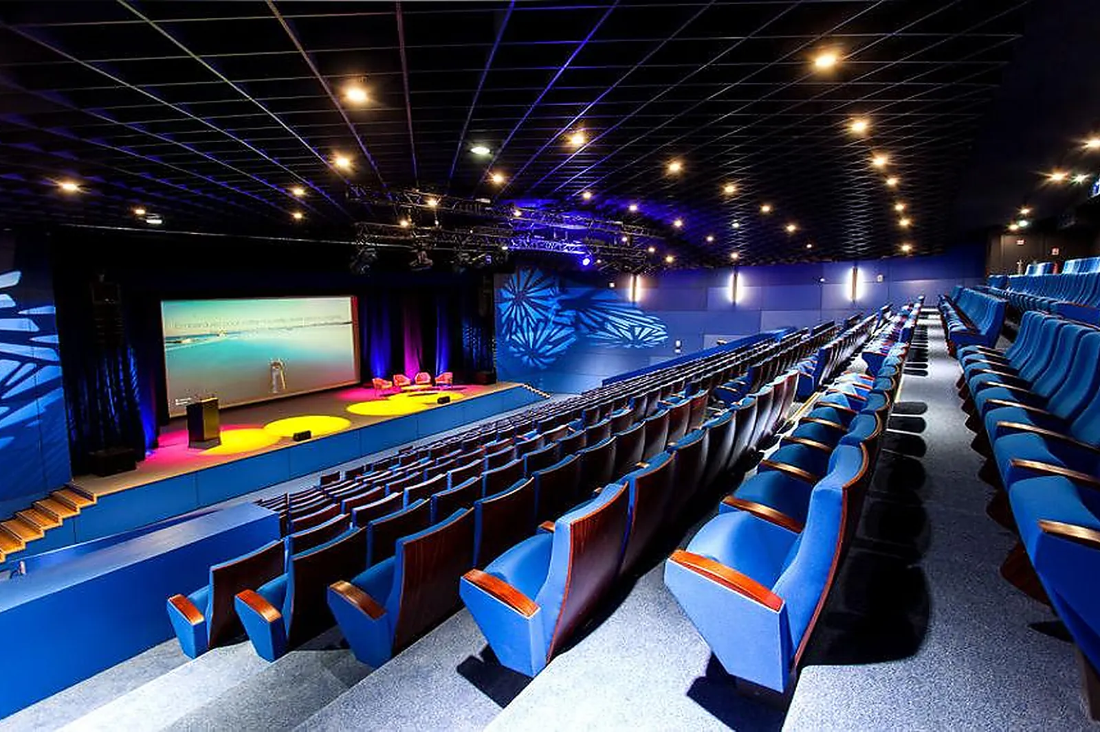 Lieux événementiels, PALAIS DES CONGRÈS ANTIBES JUAN-LES-PINS