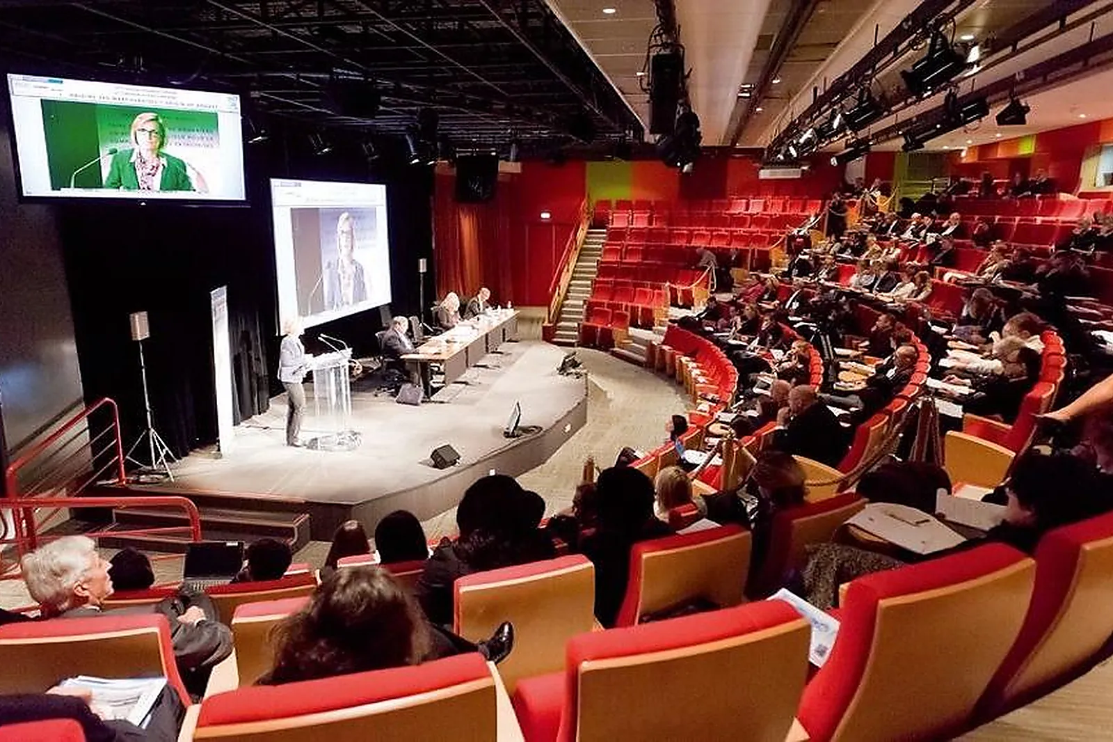 Lieux événementiels, PALAIS DES CONGRÈS ET CENTRE DE CONGRÈS CITÉ MONDIALE