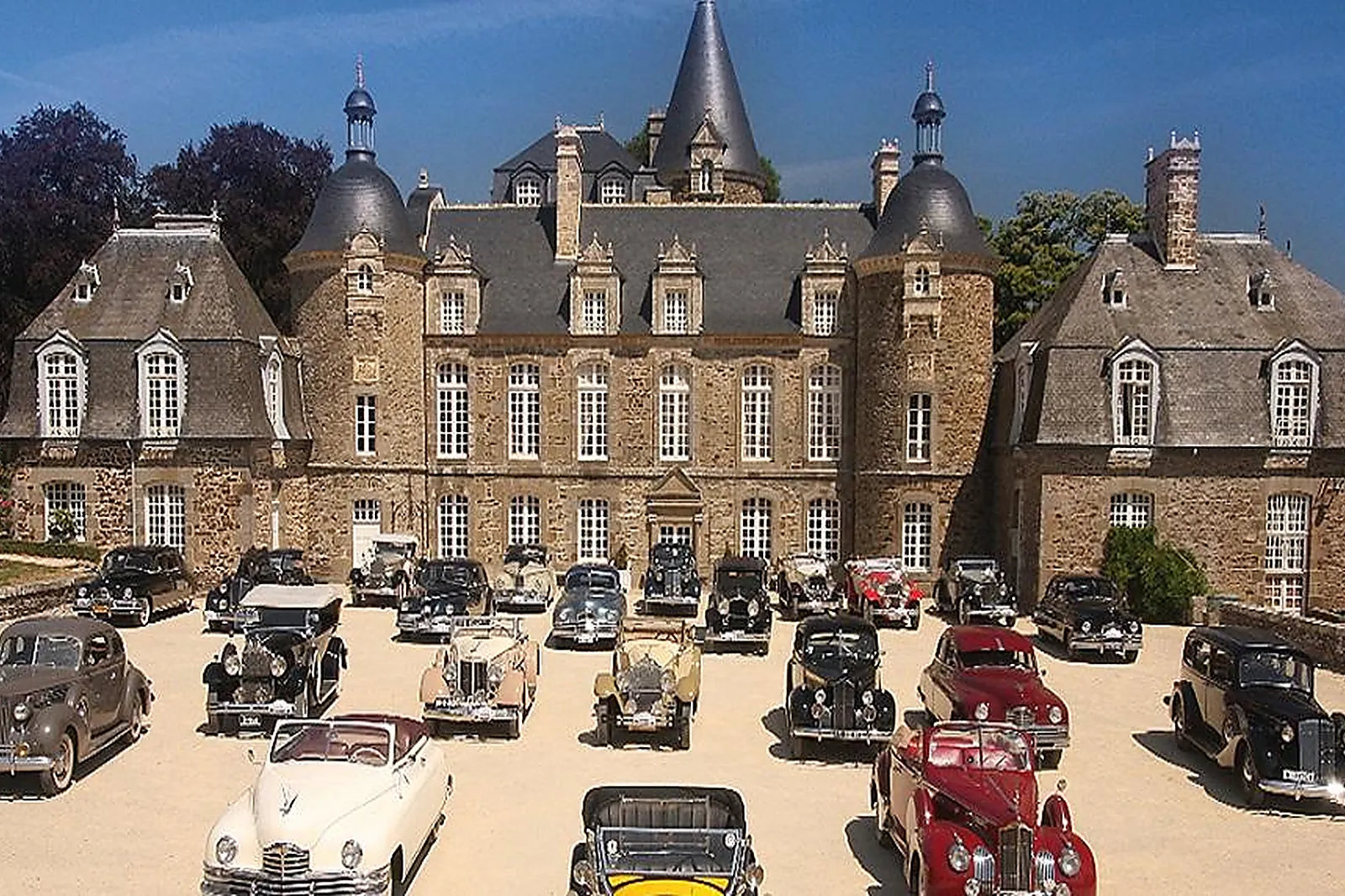 Lieux événementiels, PARC ZOOLOGIQUE & CHÂTEAU DE LA BOURBANSAIS