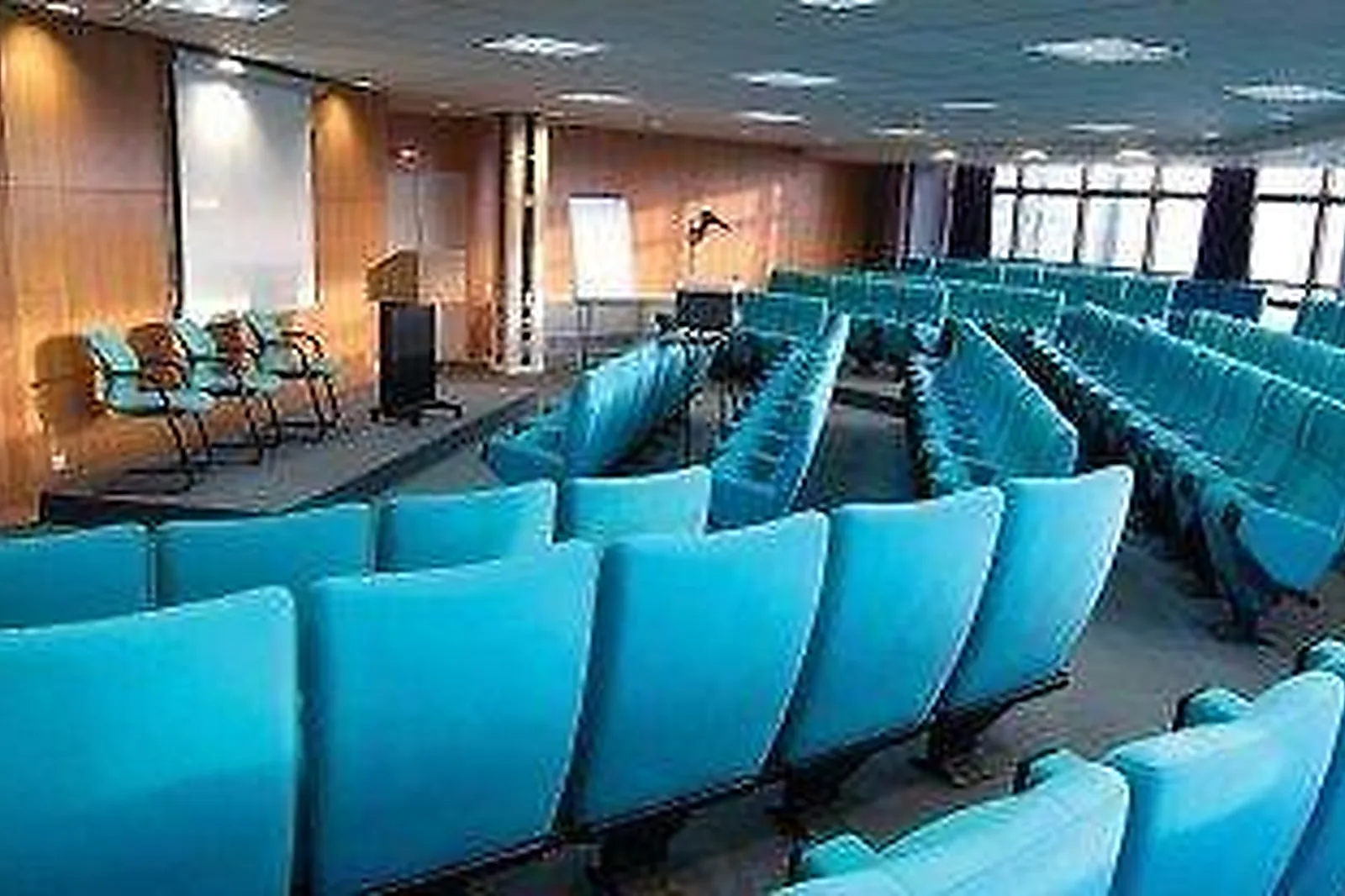 Hôtel, PARK & SUITES LOGNES MARNE LA VALLÉE