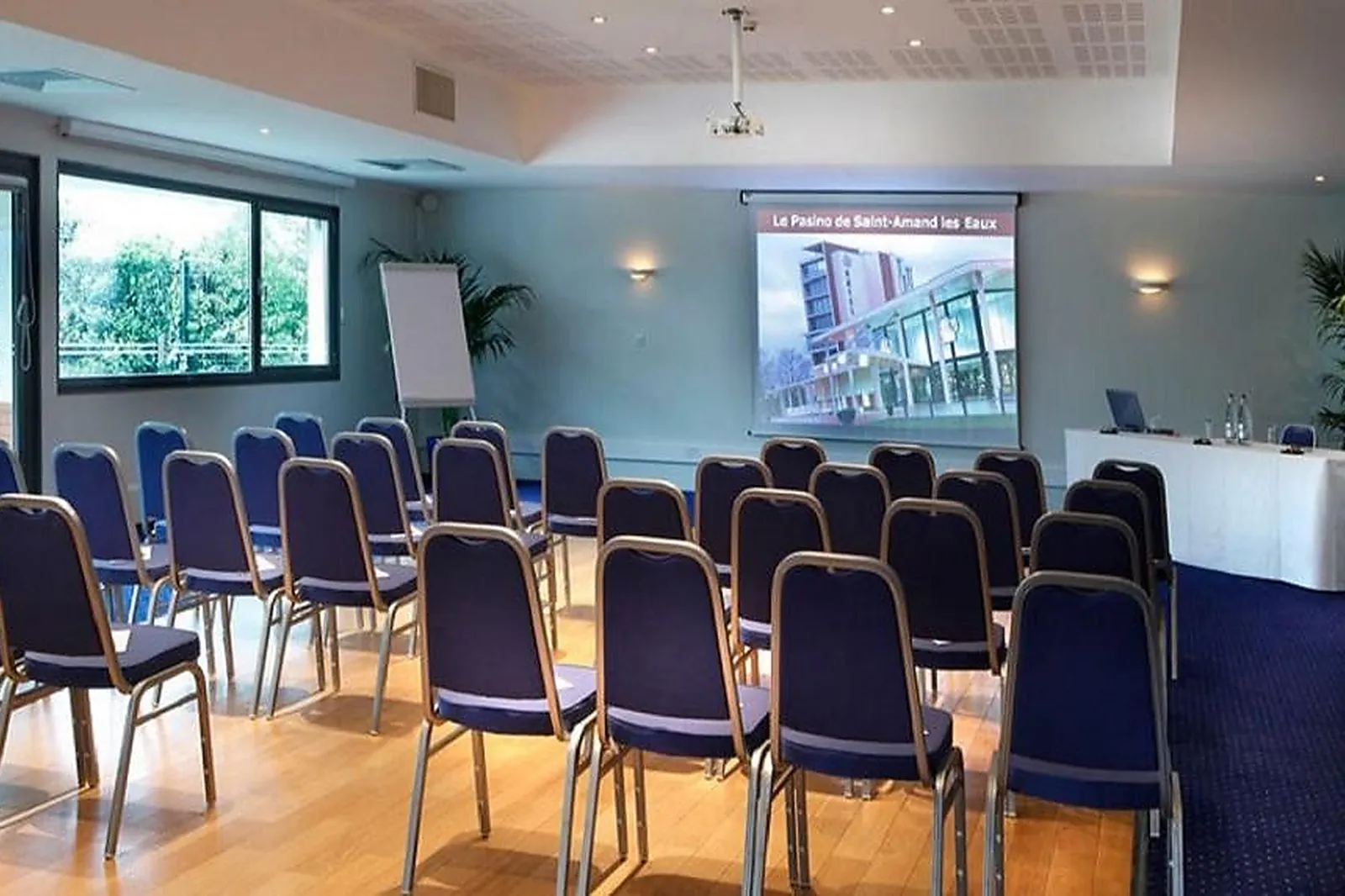 Nord-Pas-de-Calais-Picardie, PASINO DE SAINT-AMAND-LES-EAUX - GROUPE PARTOUCHE