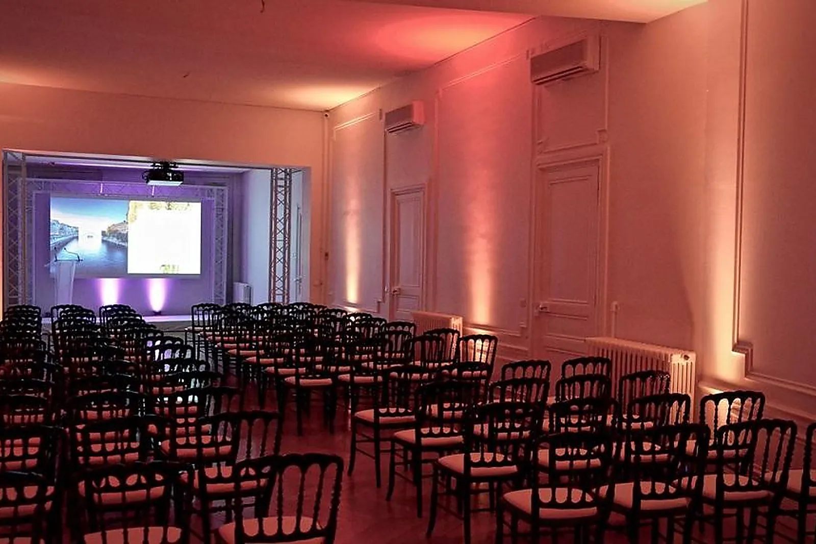 Lieux événementiels, PAVILLON PRESBOURG