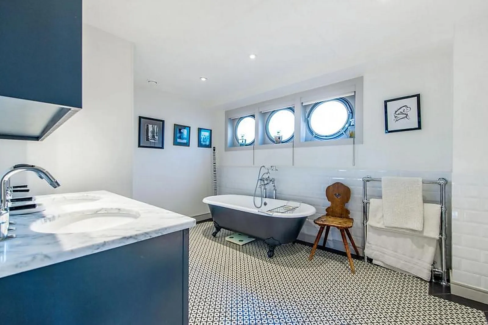 Lieux événementiels, PÉNICHE LA FABRIQUE AU BONHEUR